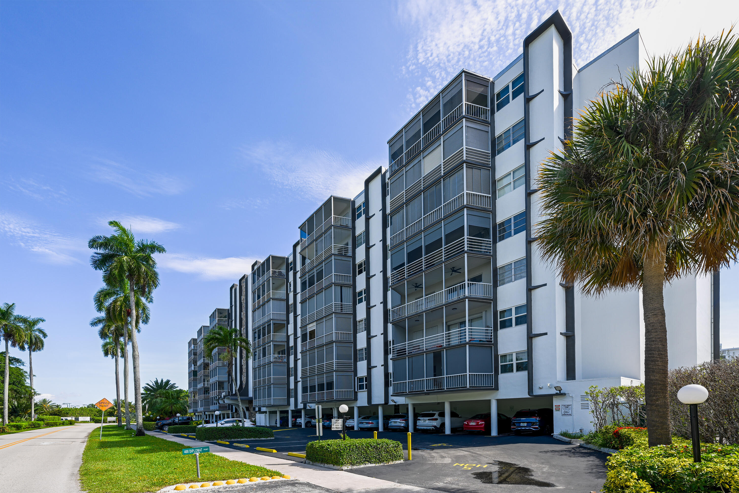 400 Diplomat Parkway 612 — photo