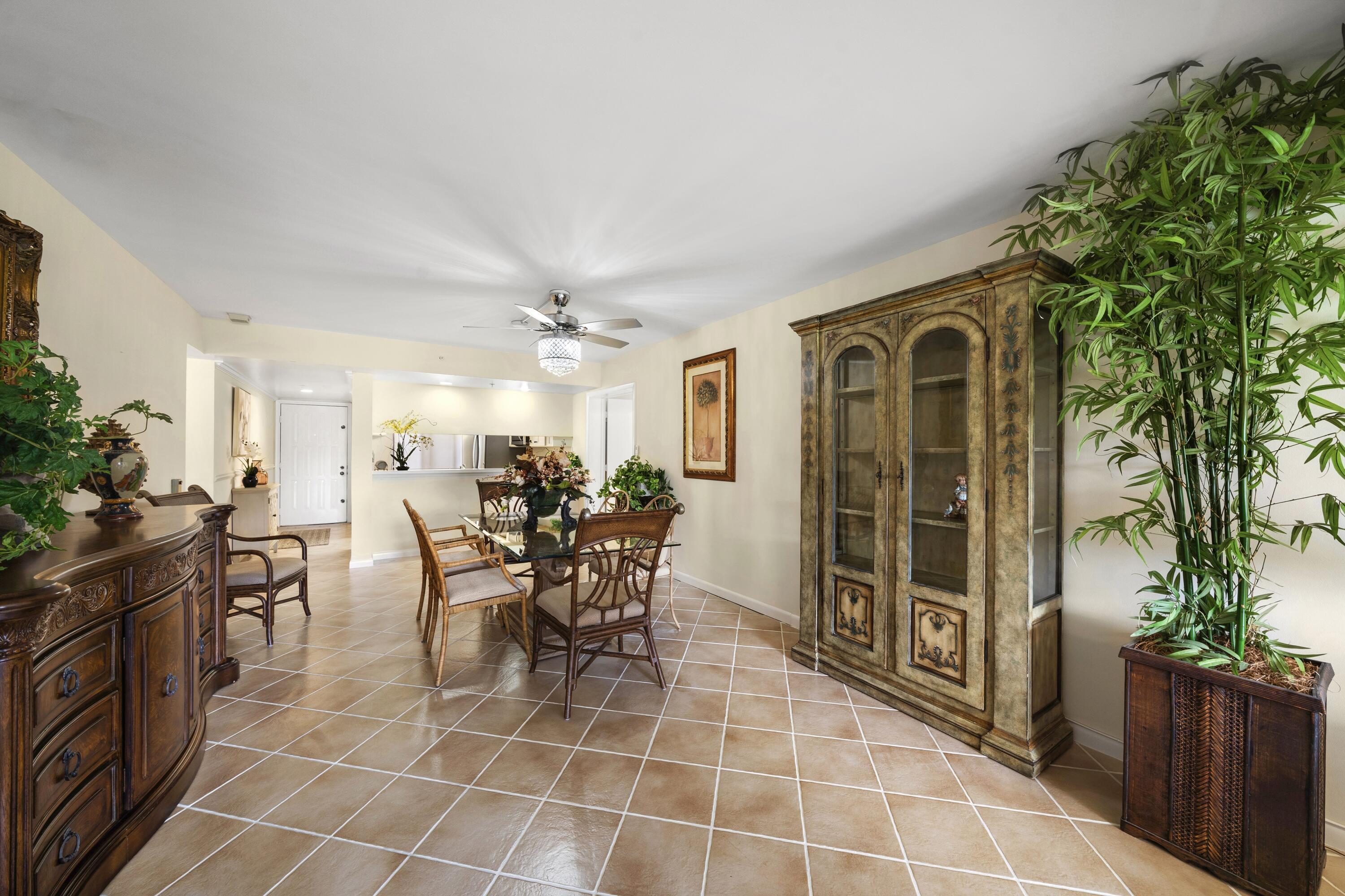 601 Seafarer Circle 104 — photo