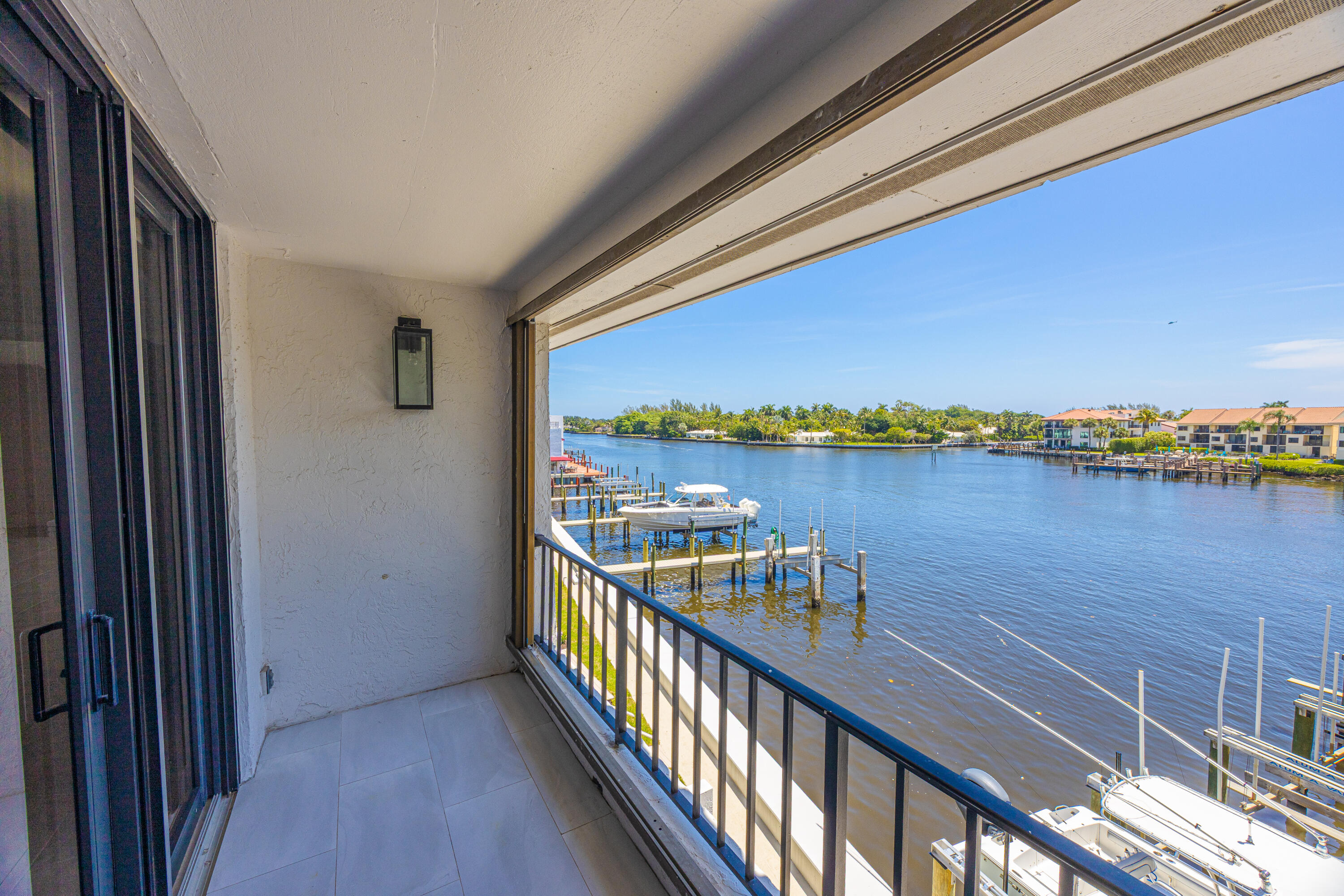 801 Palm Trail 9 — photo