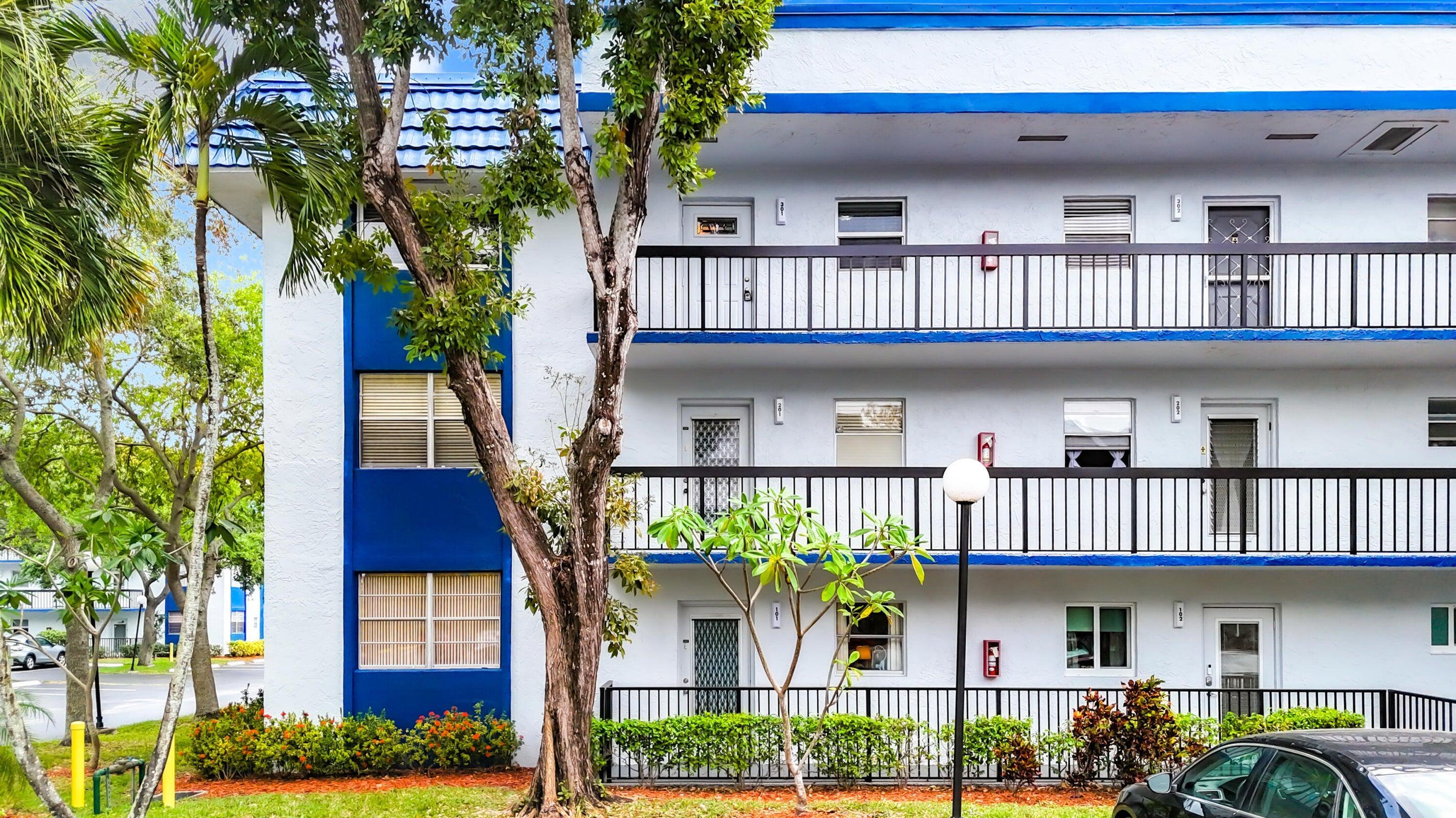 3090 Holiday Springs Boulevard 310 — photo
