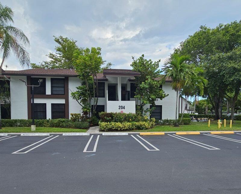 204 Lake Pointe Drive 107 — photo