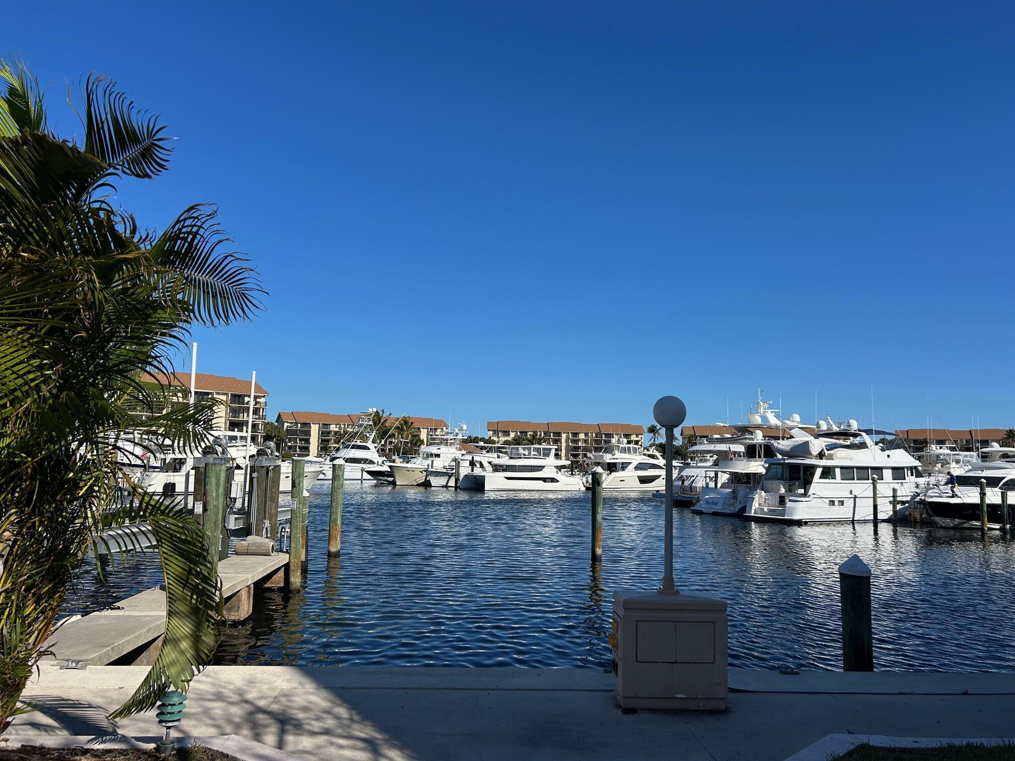 2601 Marina Isle Way 105 — photo