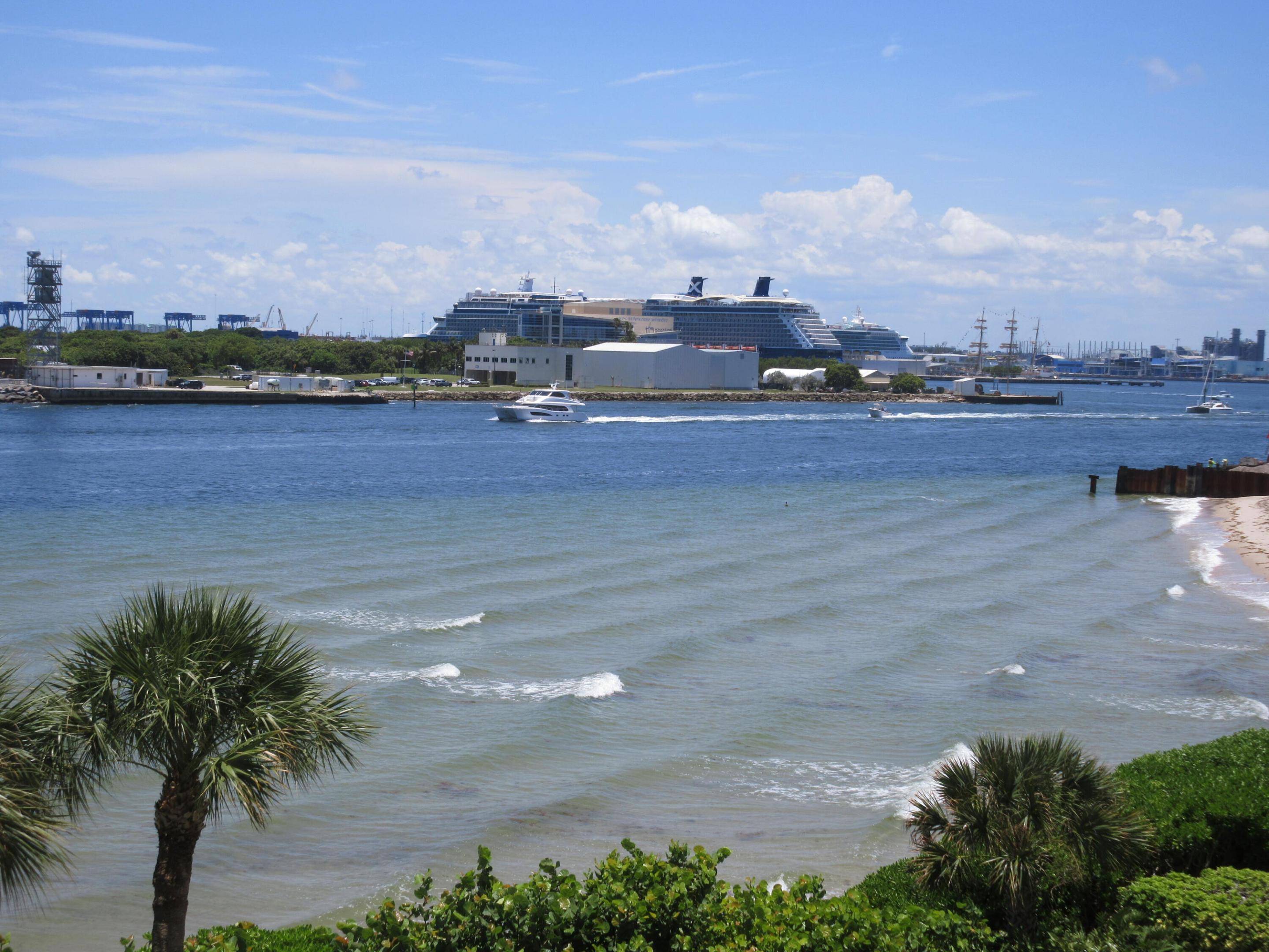 2200 S Ocean Lane 205 — photo