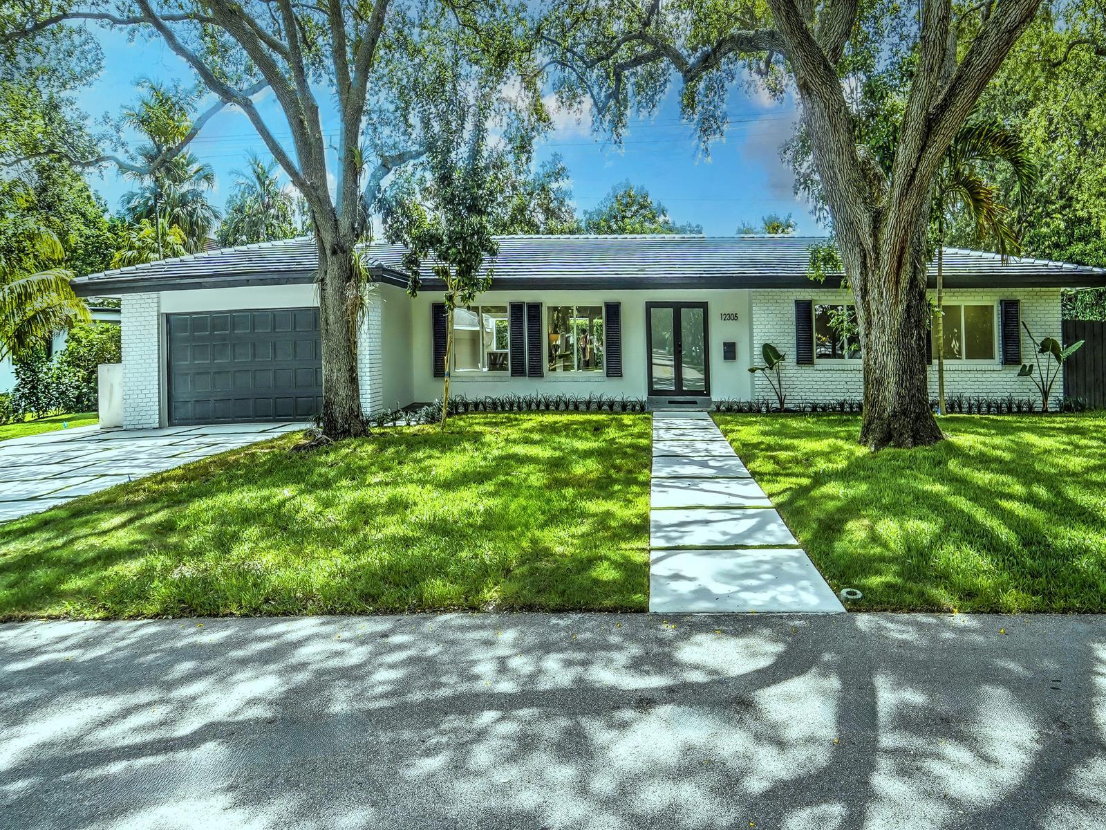 12305 SW 73rd Avenue — photo