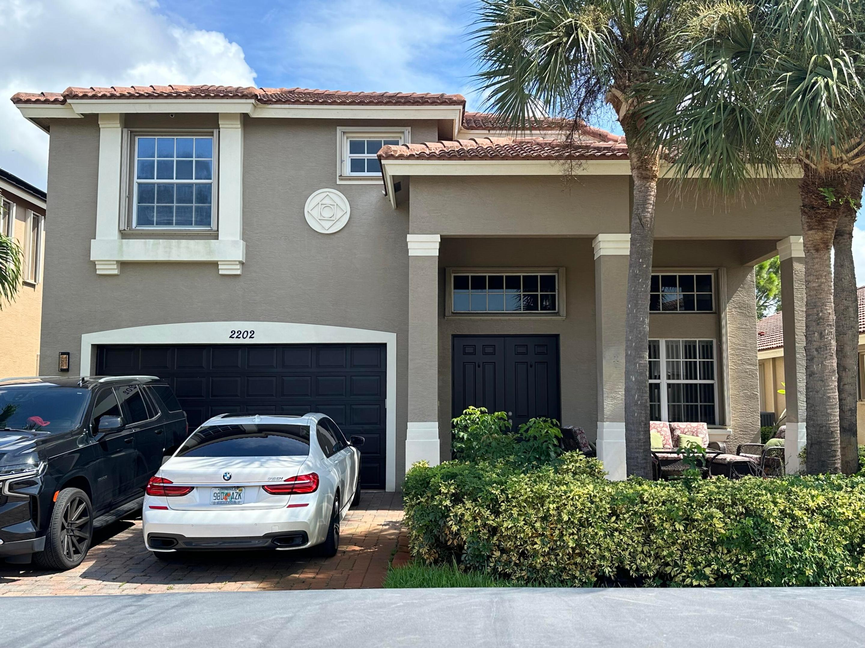 2202 SW Newport Isles Boulevard — photo