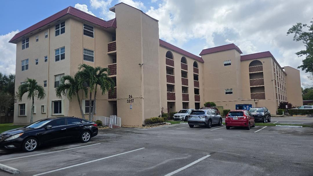 3251 Holiday Springs Boulevard 302 — photo