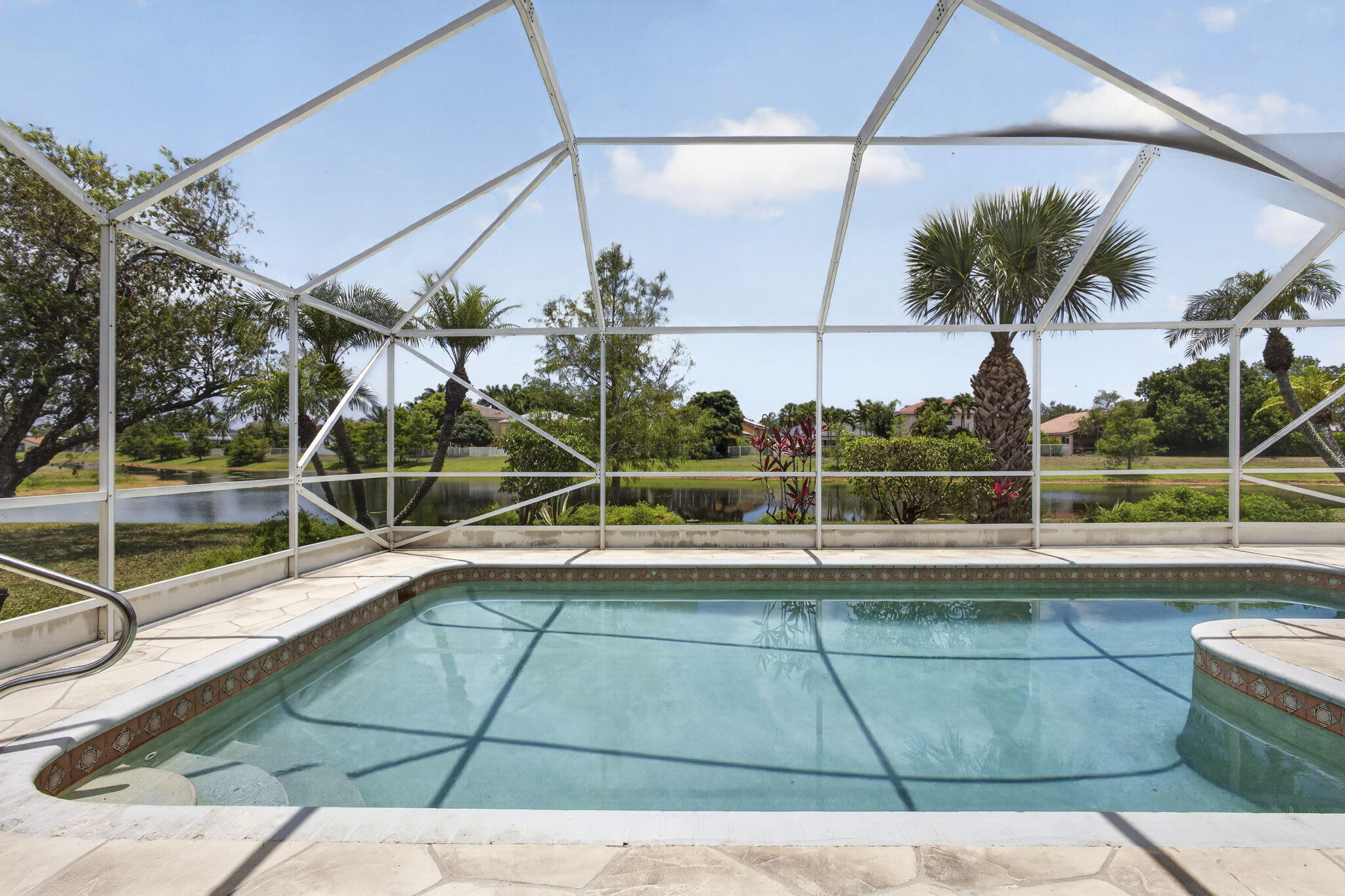 2580 Neaton Court — photo