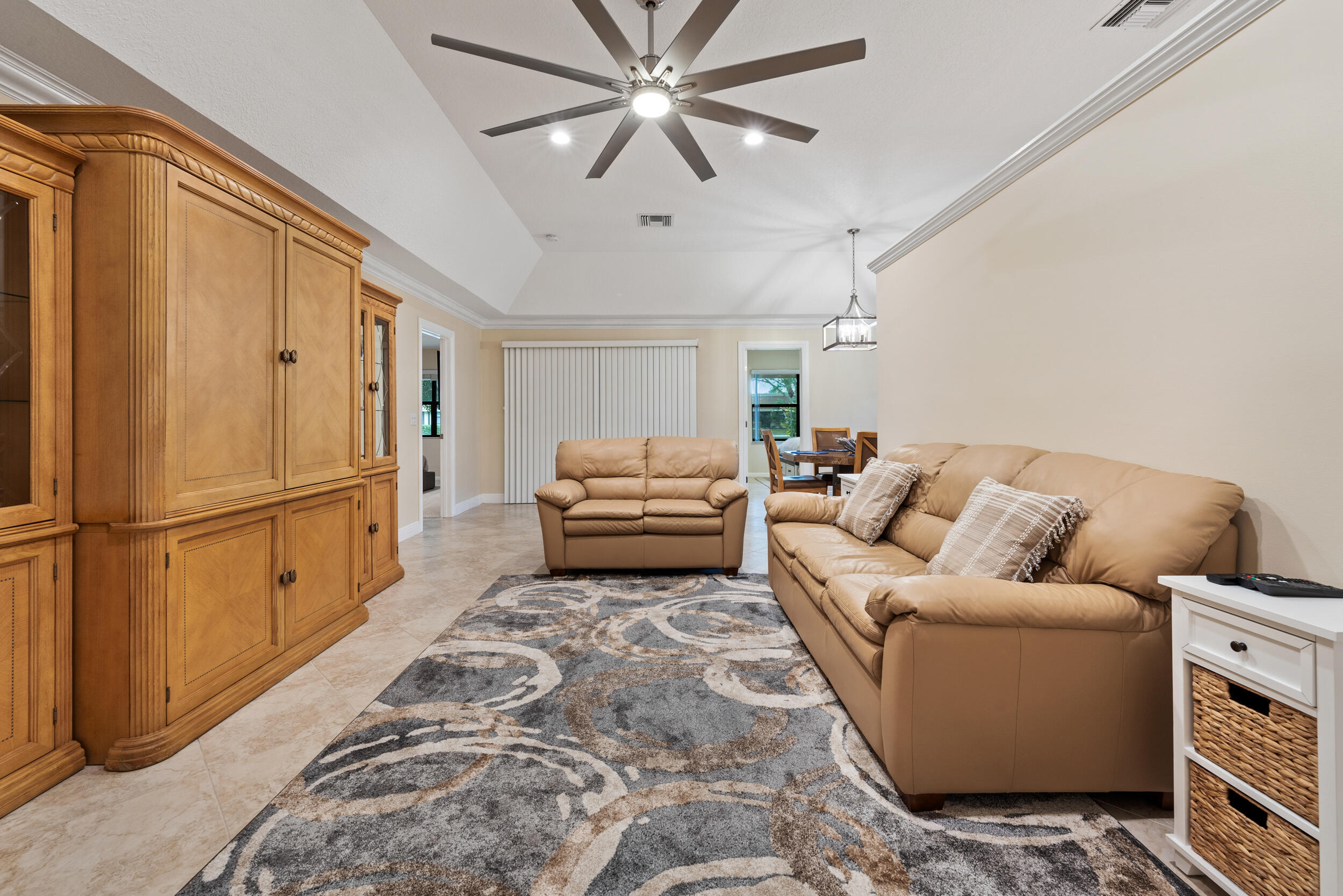 109 Half Moon Circle C — photo
