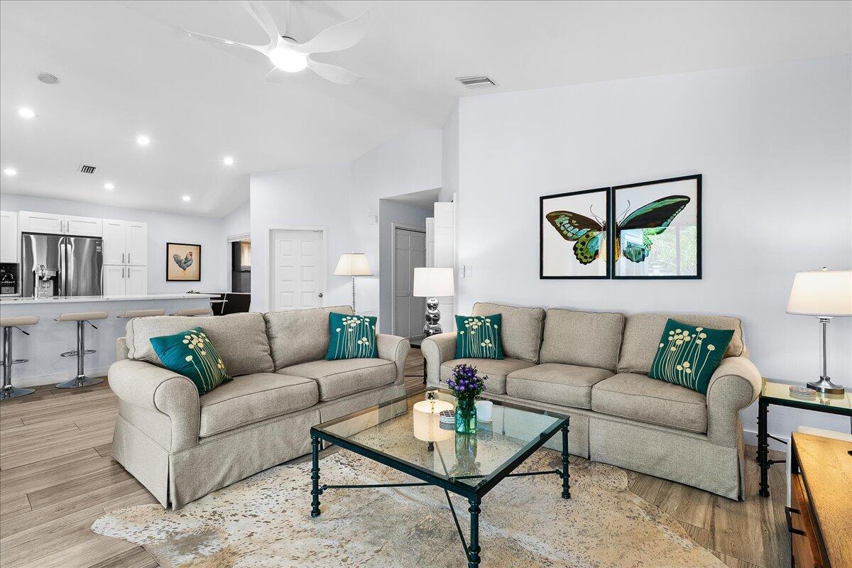 13371 Bedford Mews Court — photo