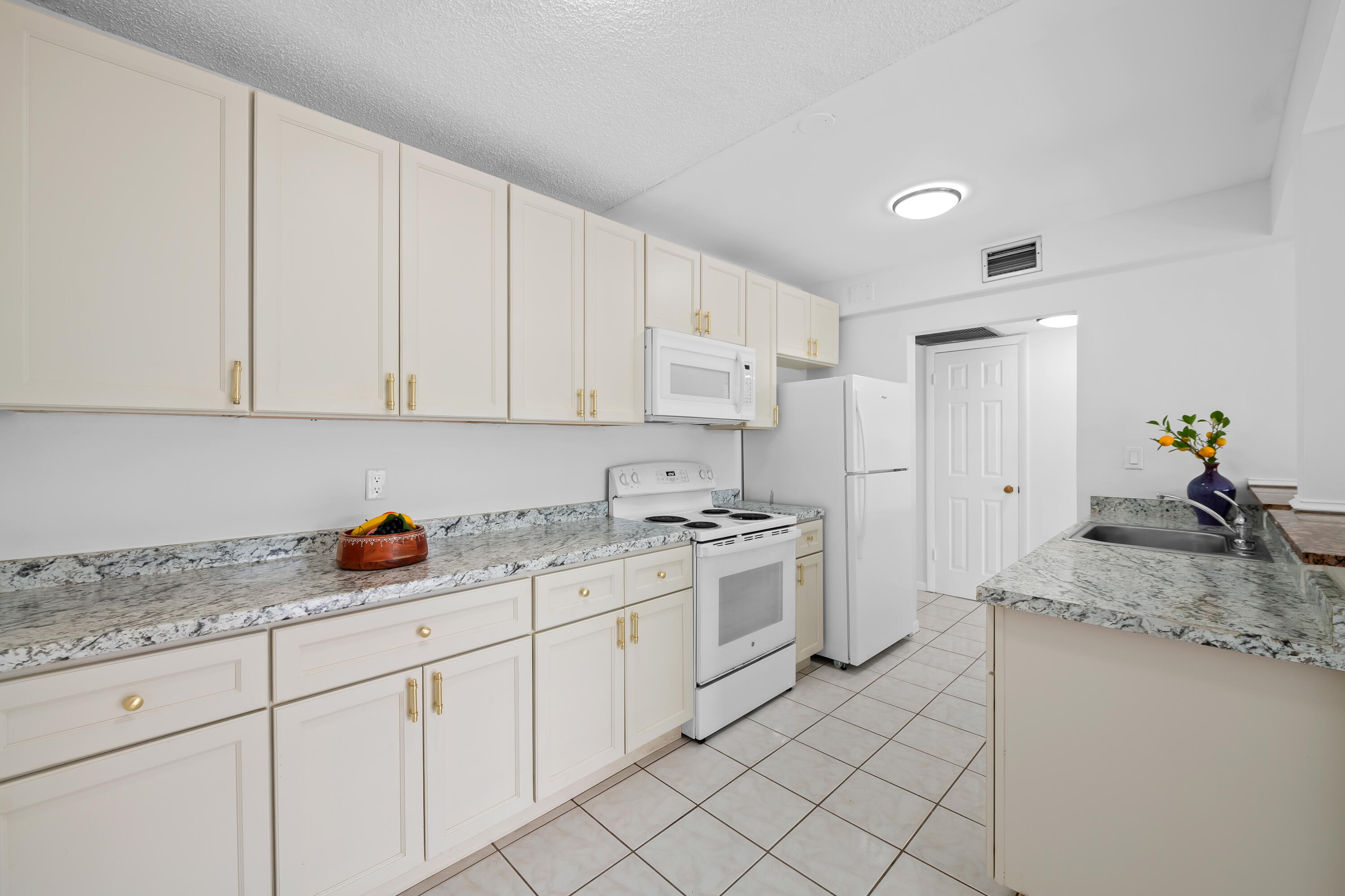 5190 E Sabal Palm Boulevard 209 — photo
