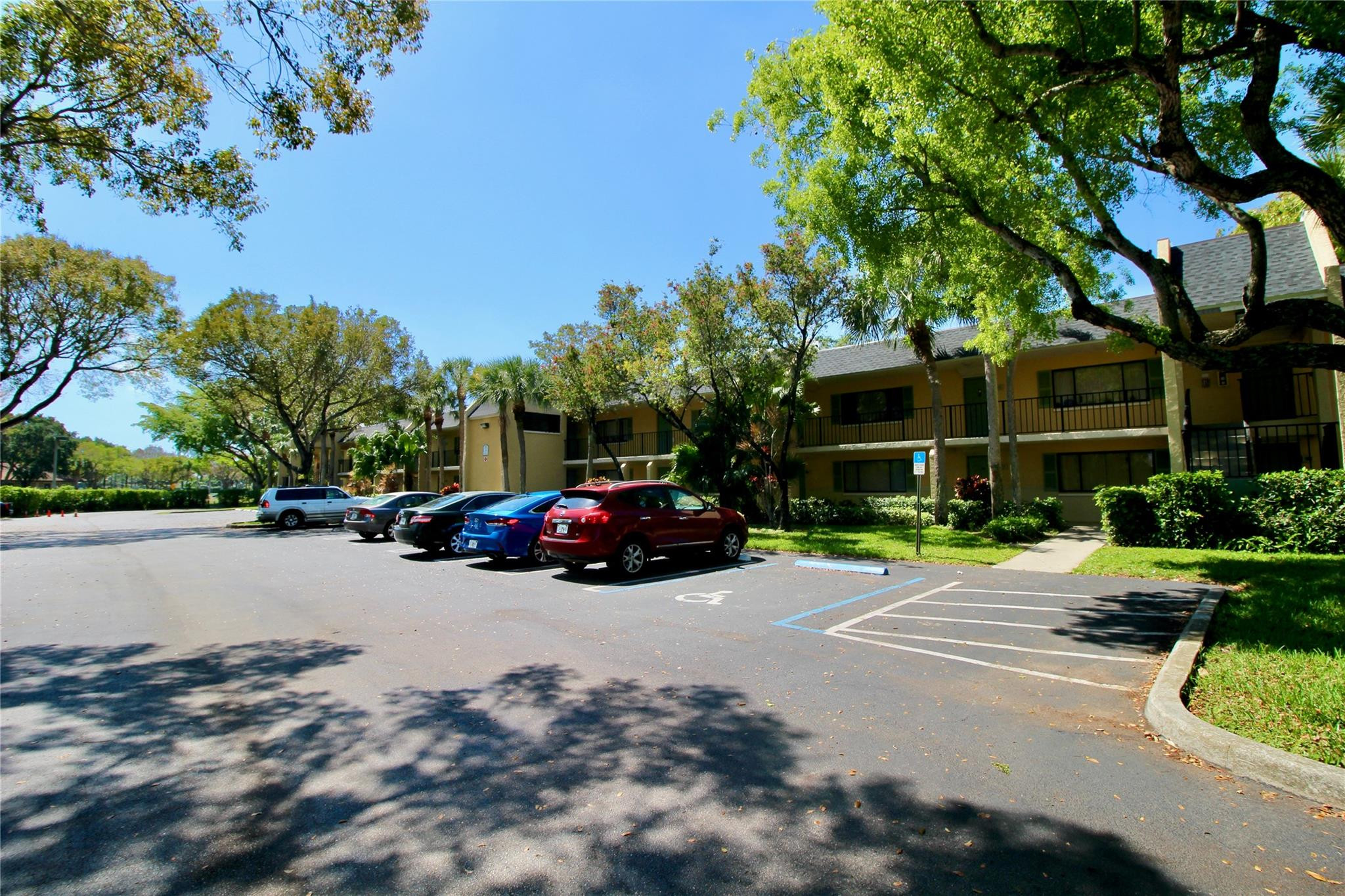 316 Meadows Circle 316 — photo