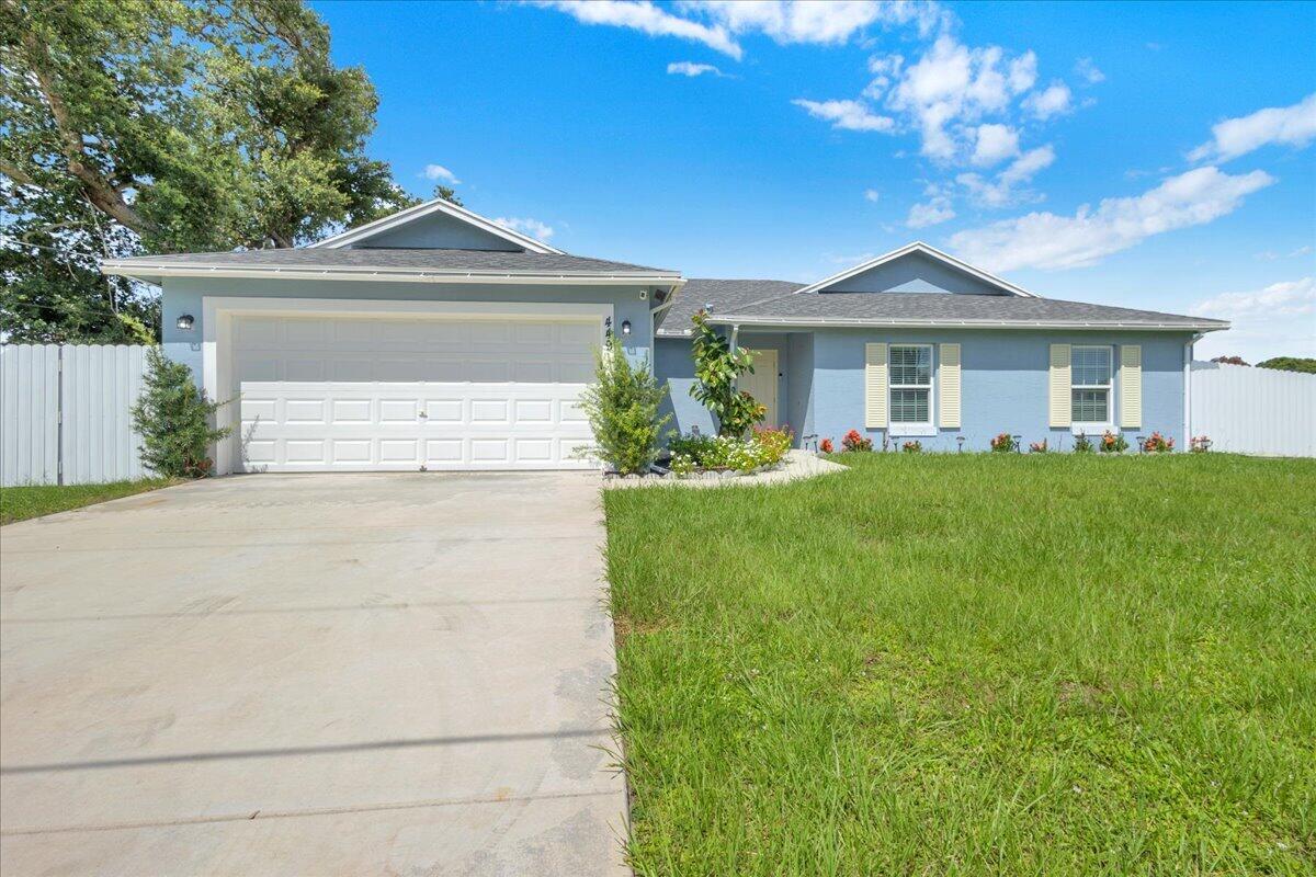 449 SE Whitmore Drive — photo