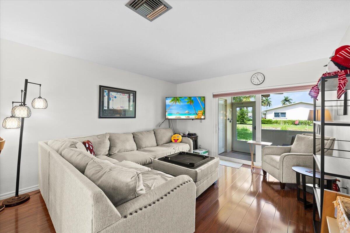 2621 Barkley Drive W a — photo