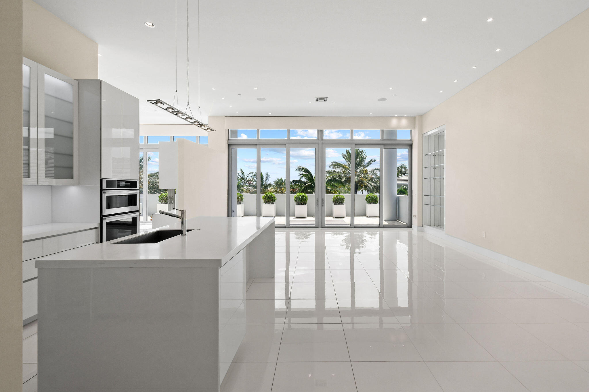 2 Water Club Way 301 — photo
