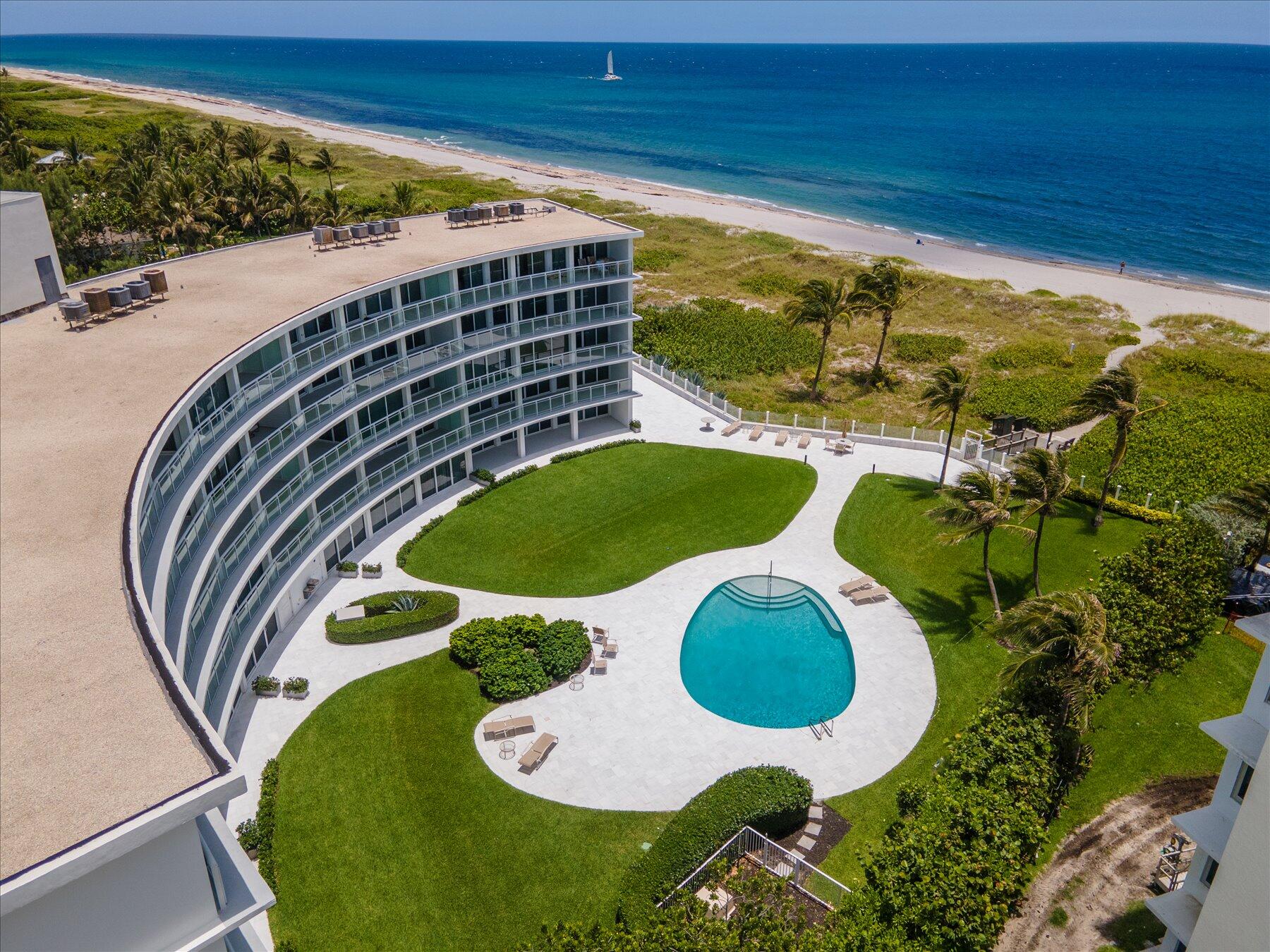 1213 S Ocean Boulevard 2-E — photo
