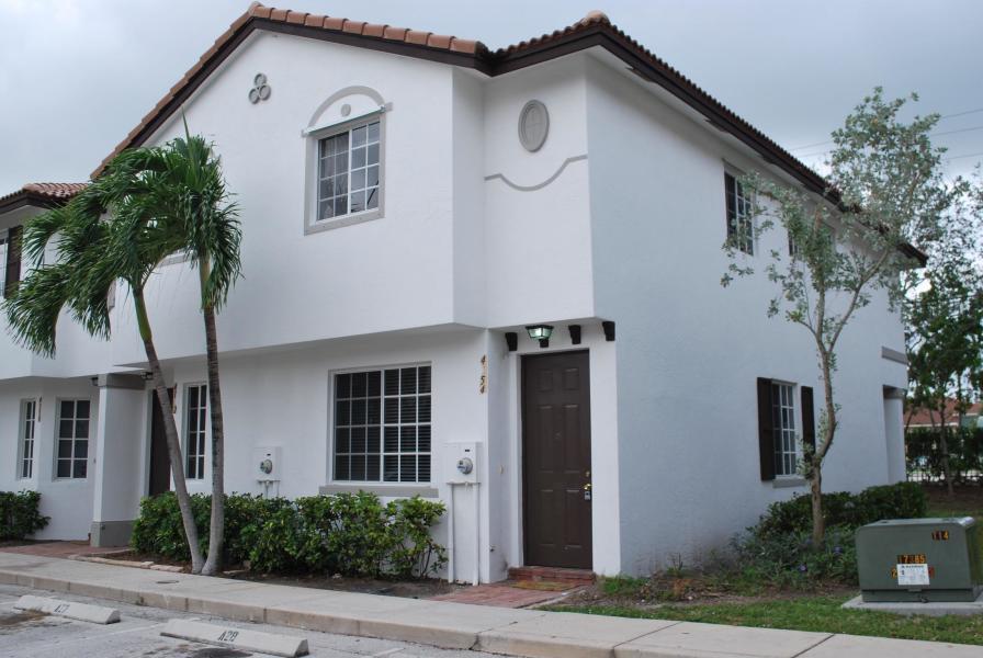 4154 Napoli Lake Drive — photo