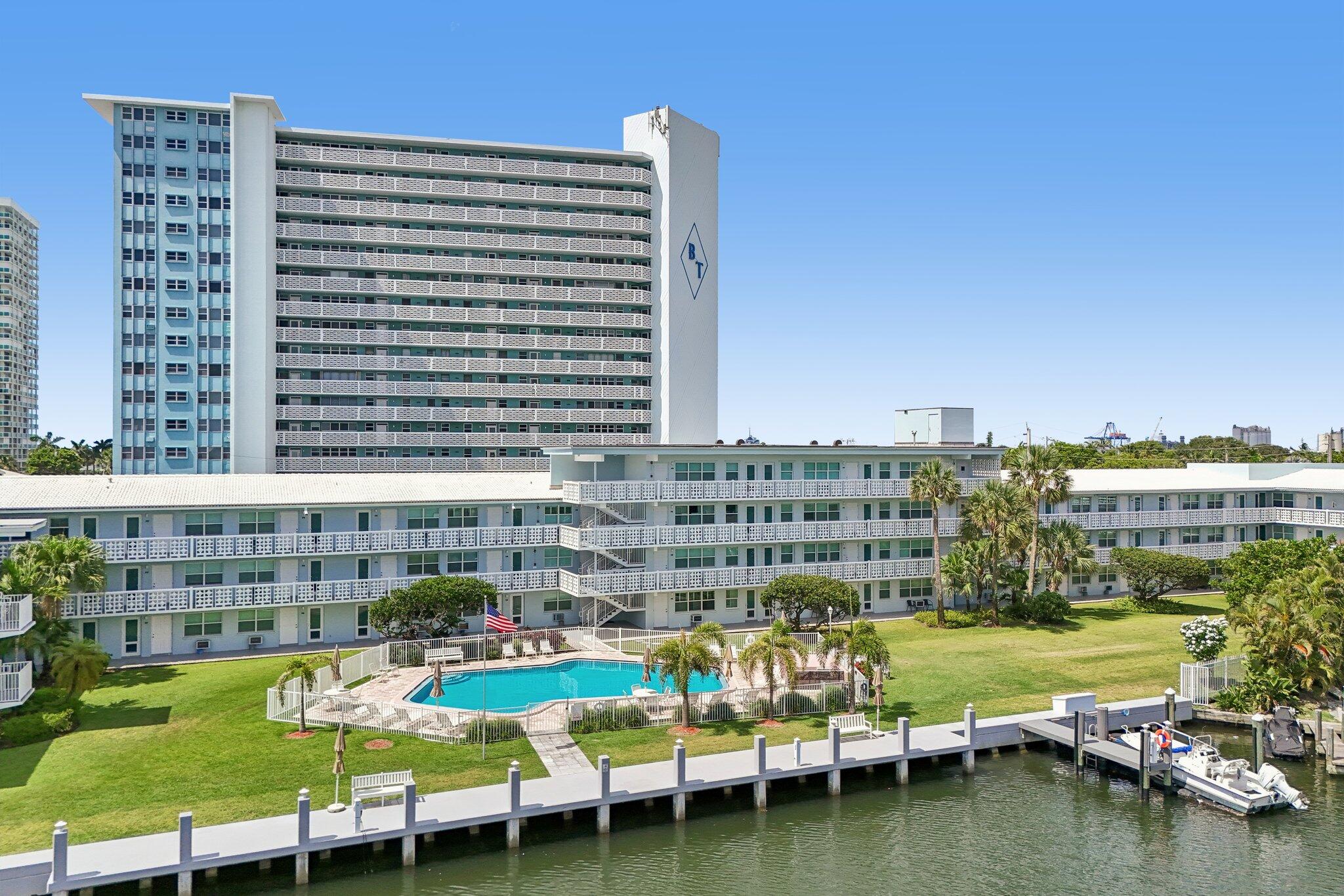 1850 S Ocean Drive 111 — photo