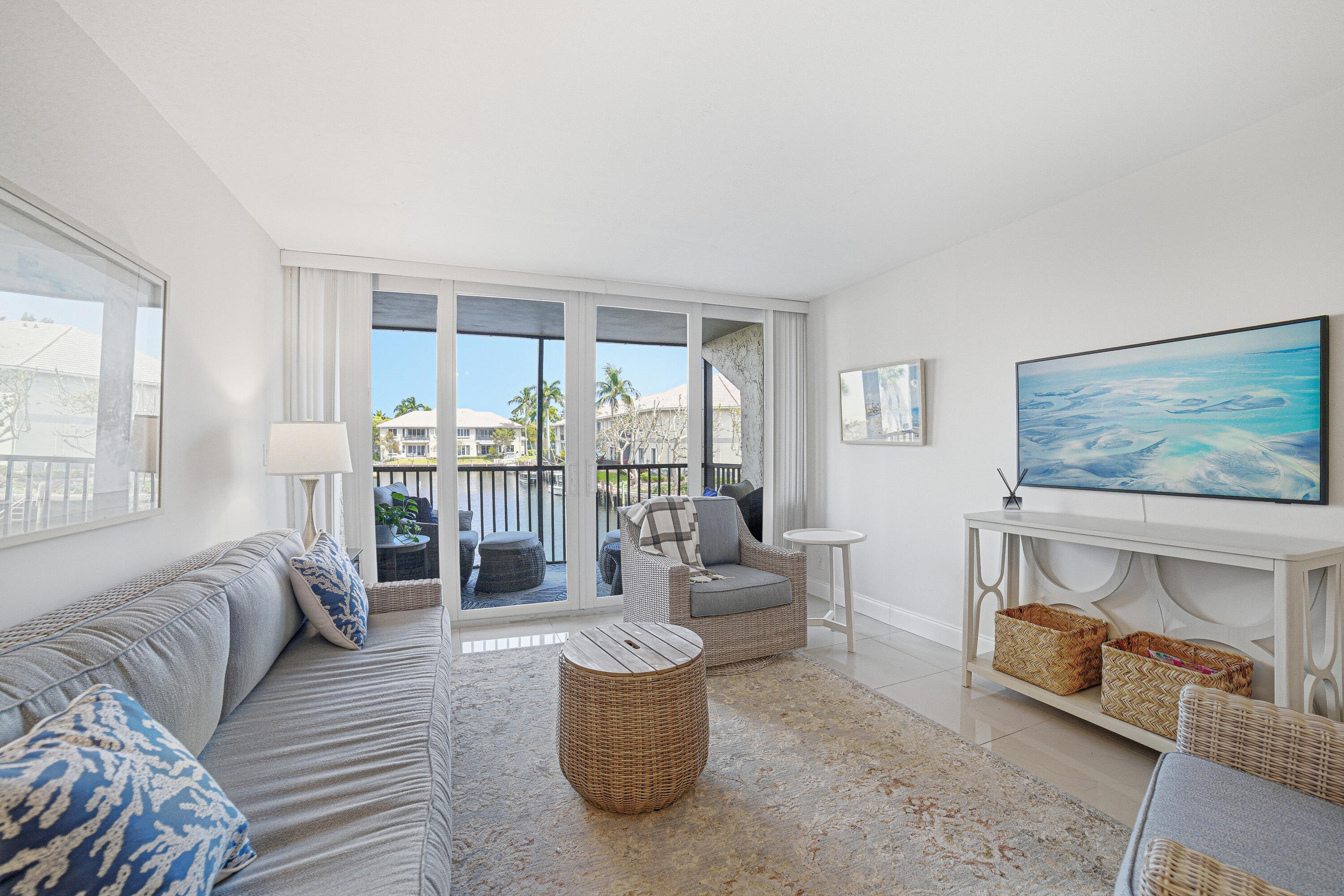 6 Royal Palm Way 211 — photo