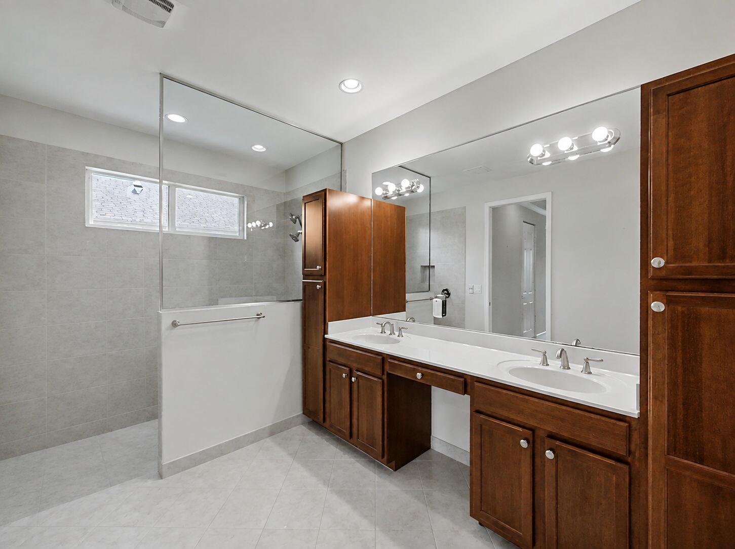 11861 SW Crestwood Circle — photo
