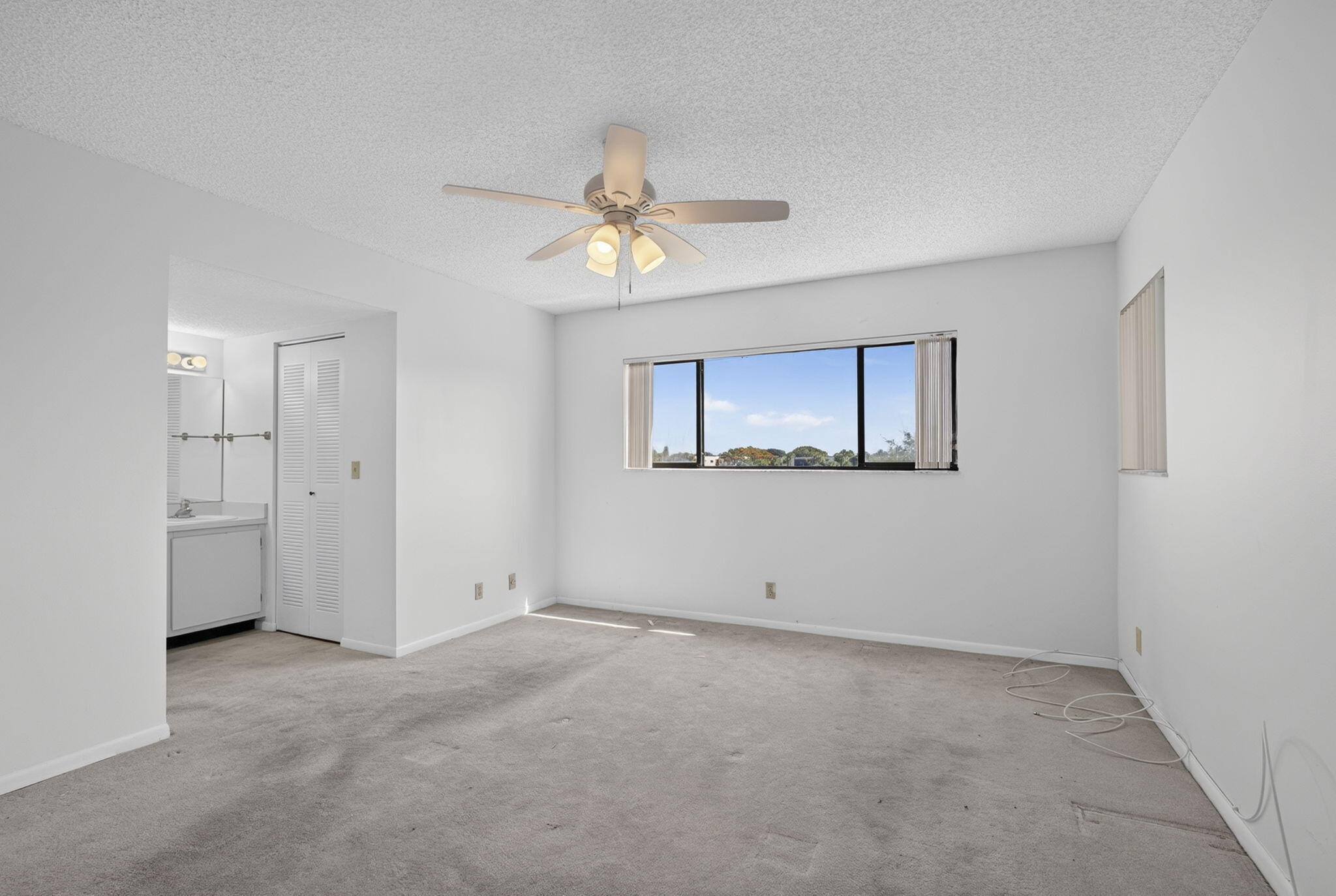 5340 Las Verdes Circle 307 — photo