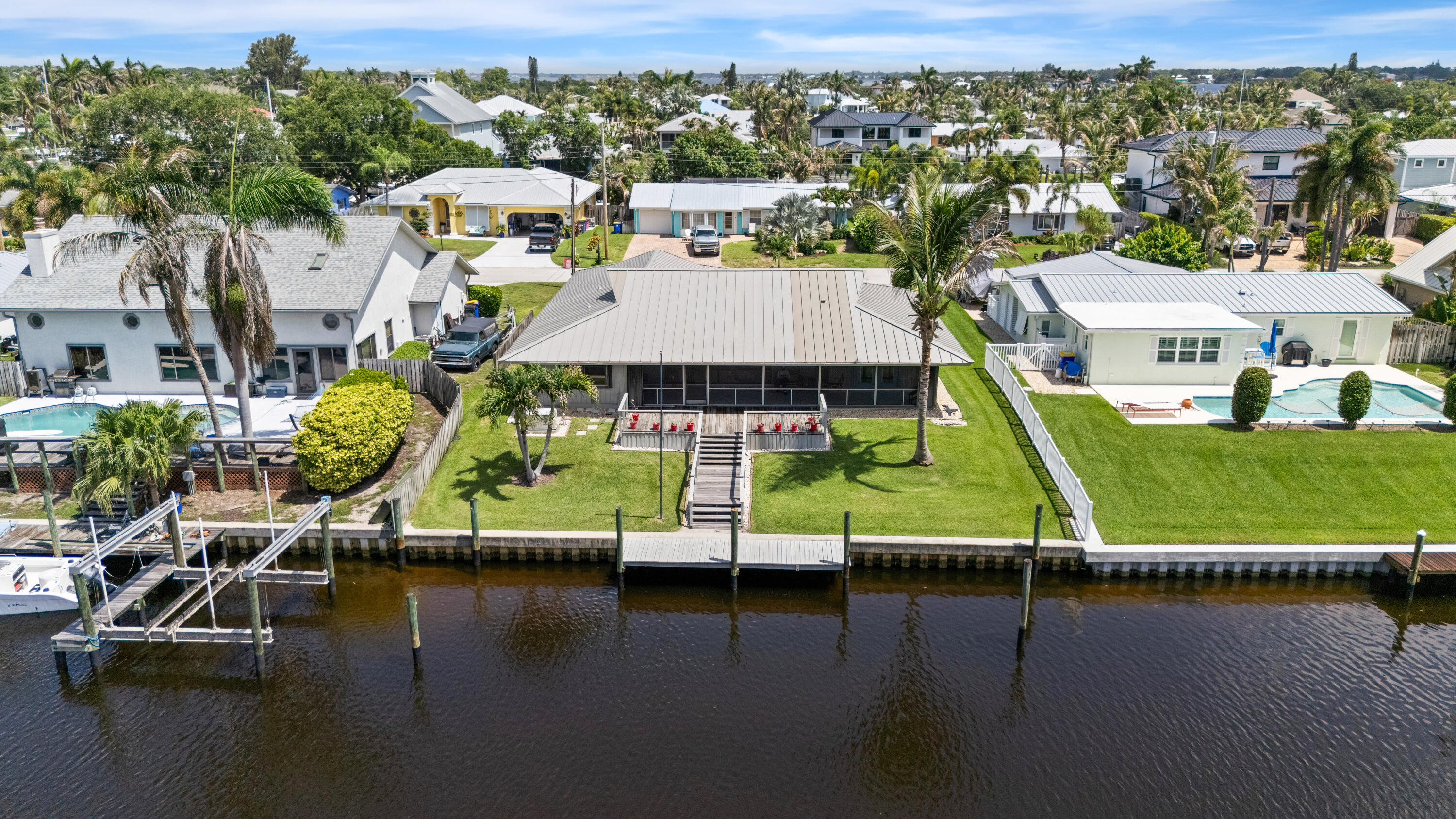 1604 SW Seagull Way — photo