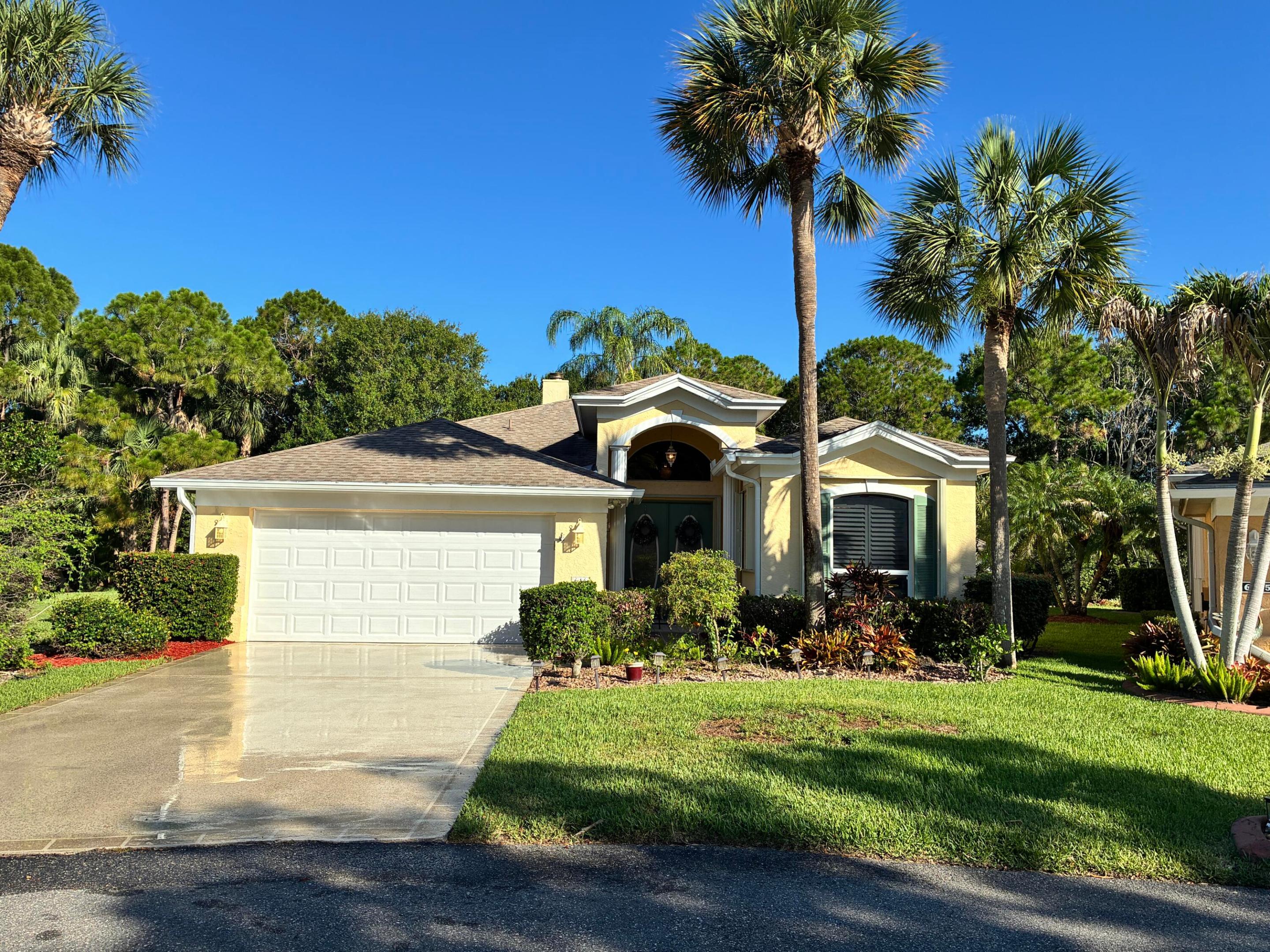 646 Venetto Court — photo