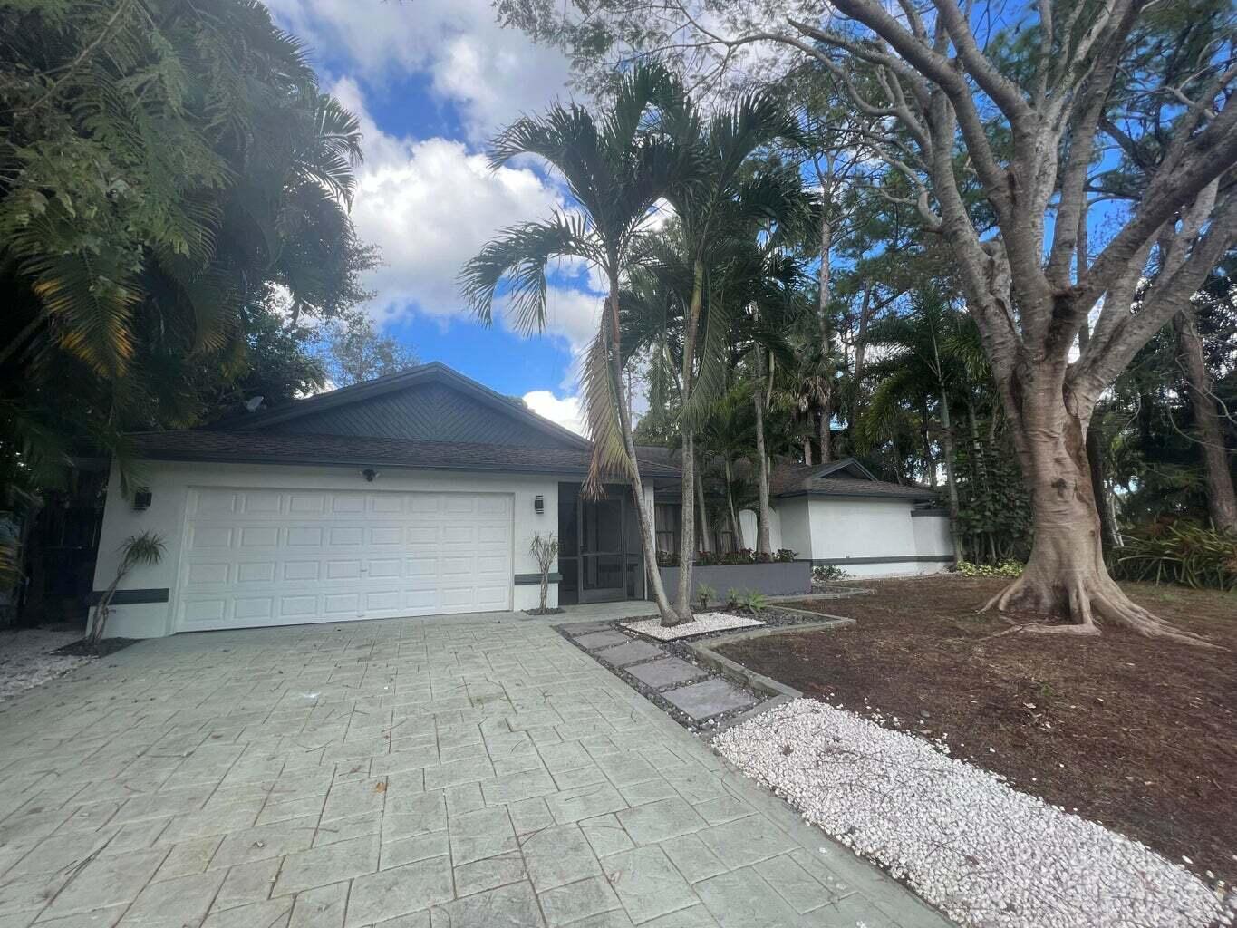 13590 Exotica Lane — photo