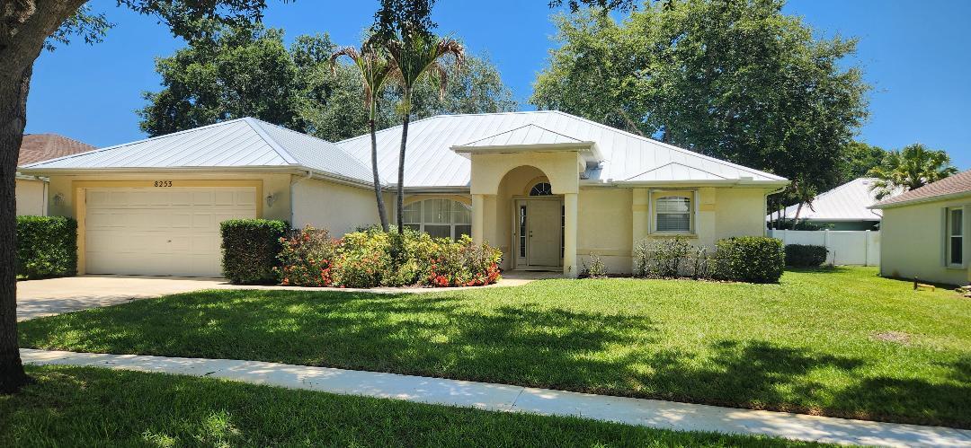 8253 Sand Pine Circle — photo