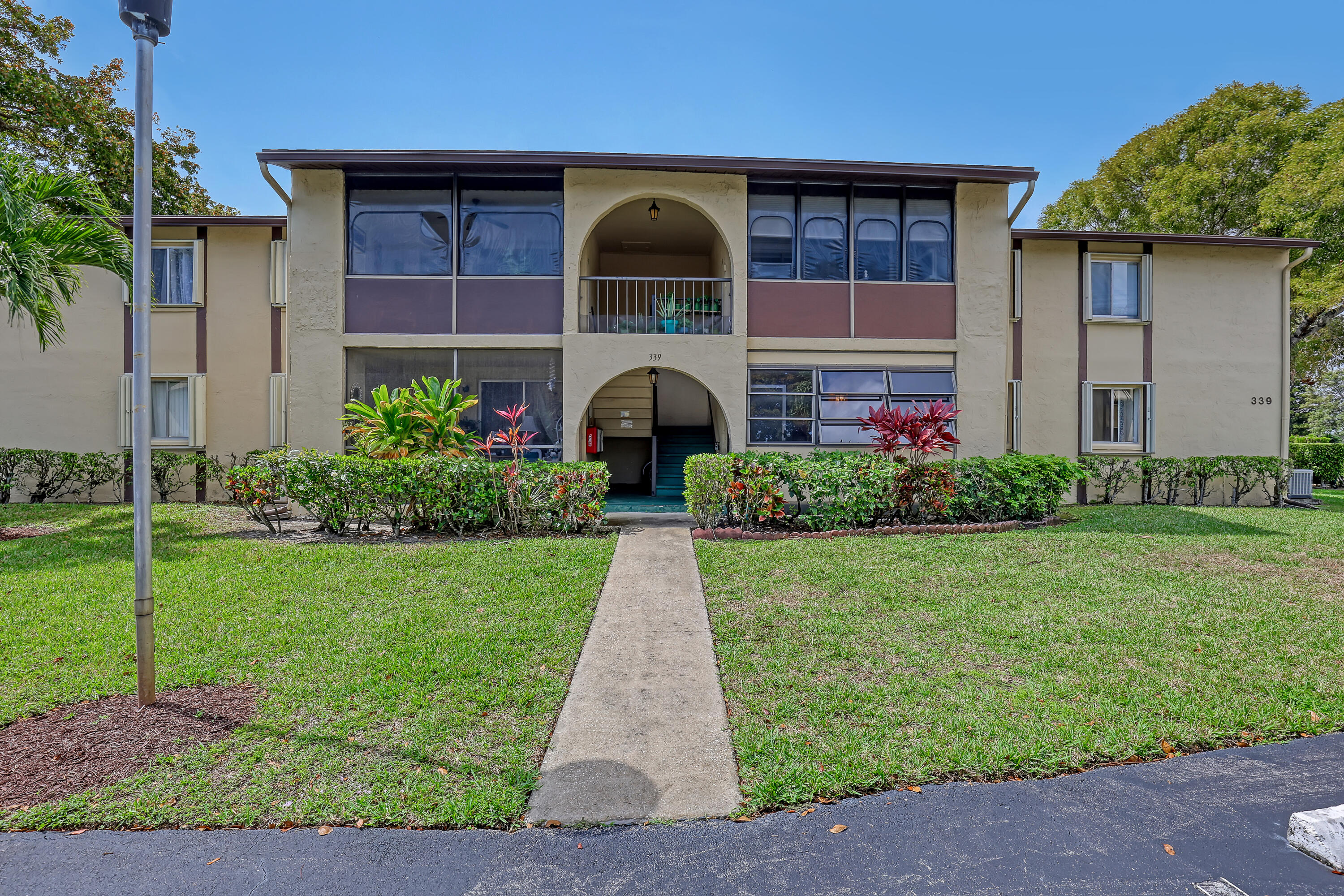 339 Pine Ridge Circle D-1 — photo
