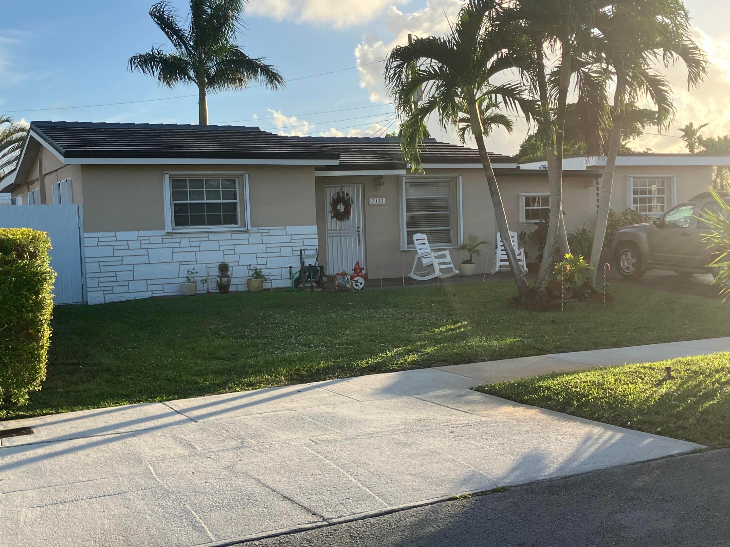 7960 NW 174th Street — photo