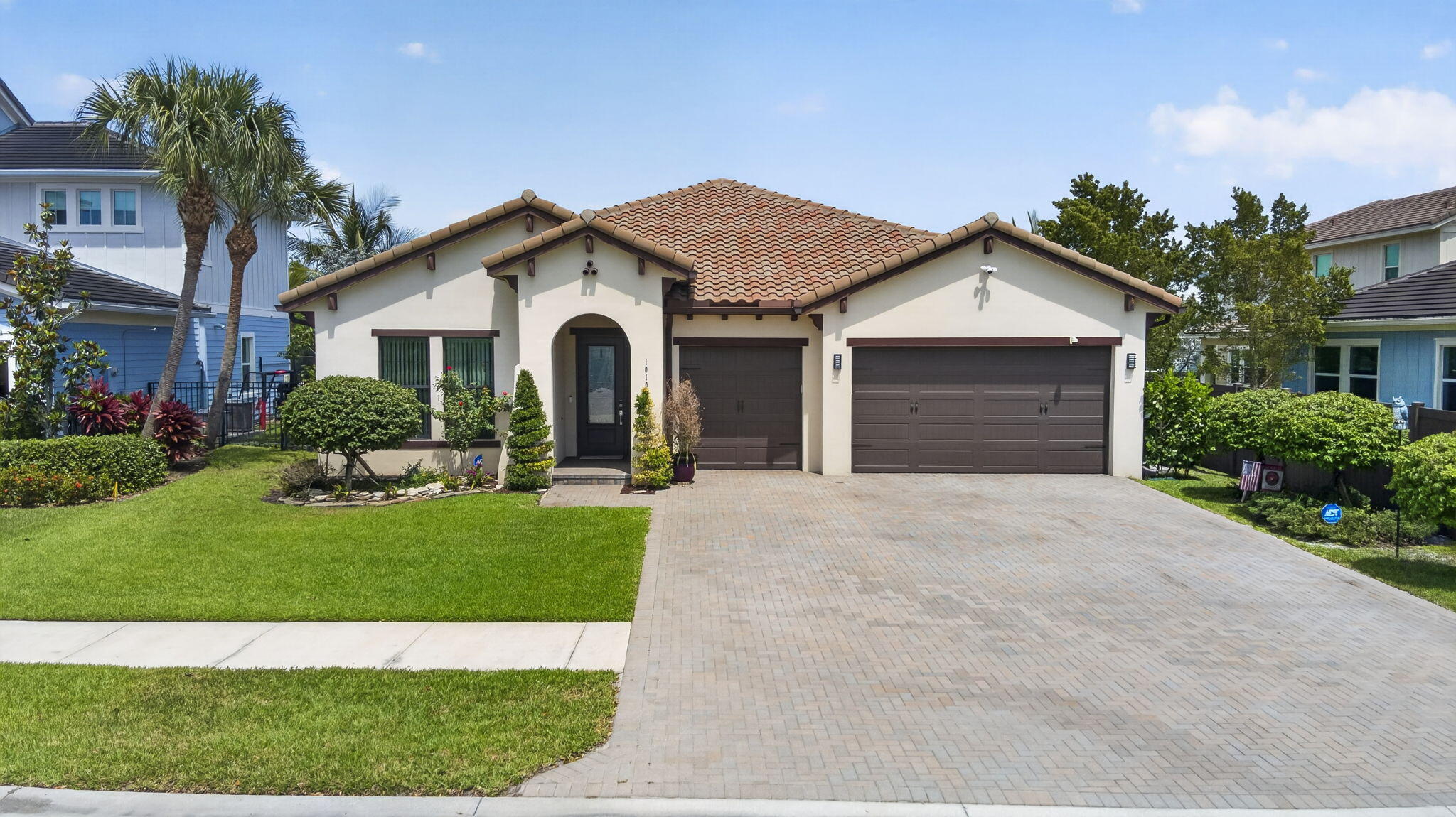 1010 Sweetgrass Street — photo