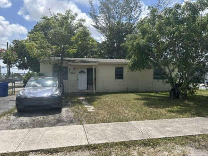 1226 NW 23rd Terrace — photo