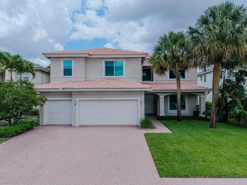 163 Bella Vista Way — photo