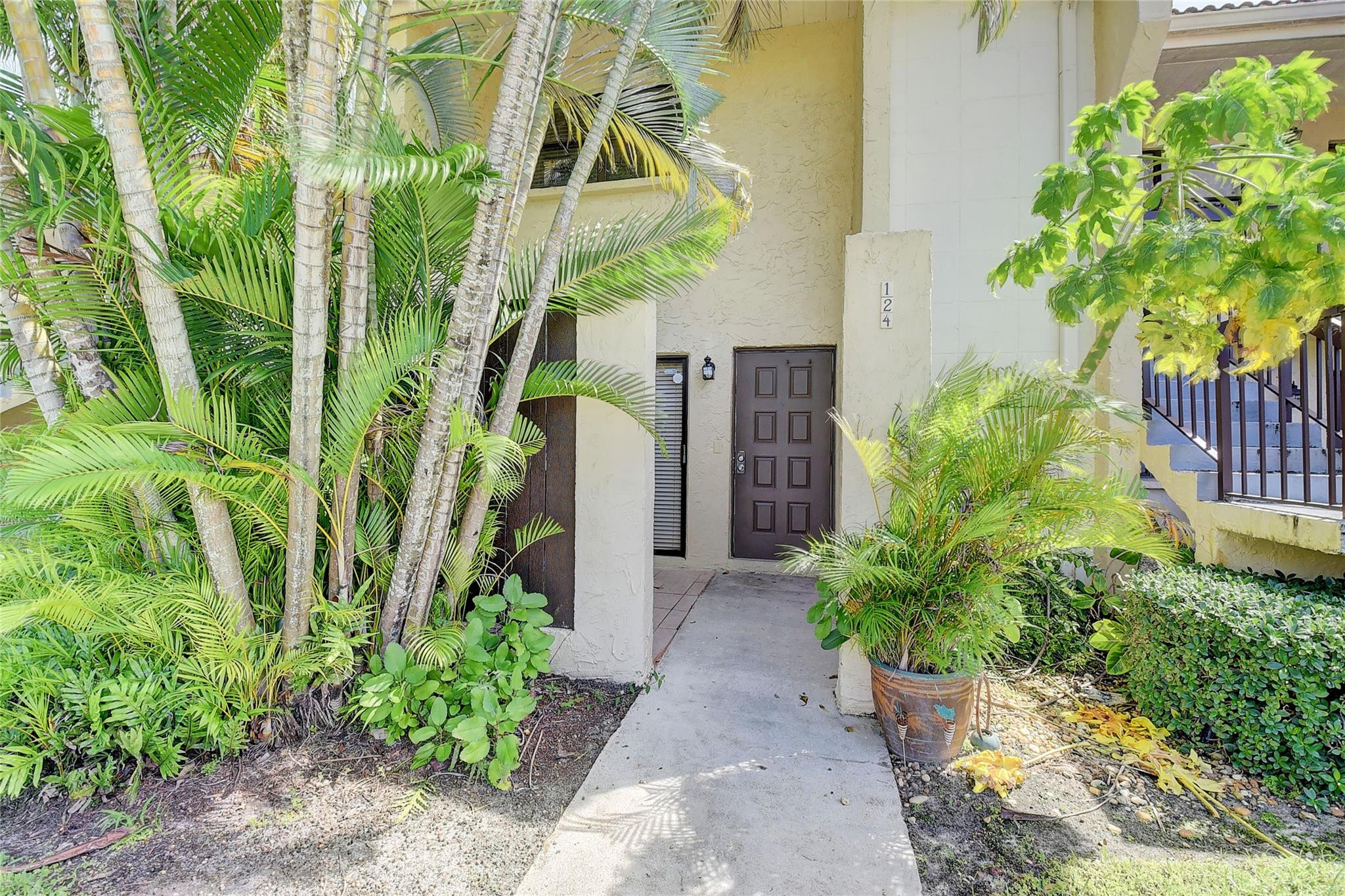 22435 SW 61st Way 124 — photo