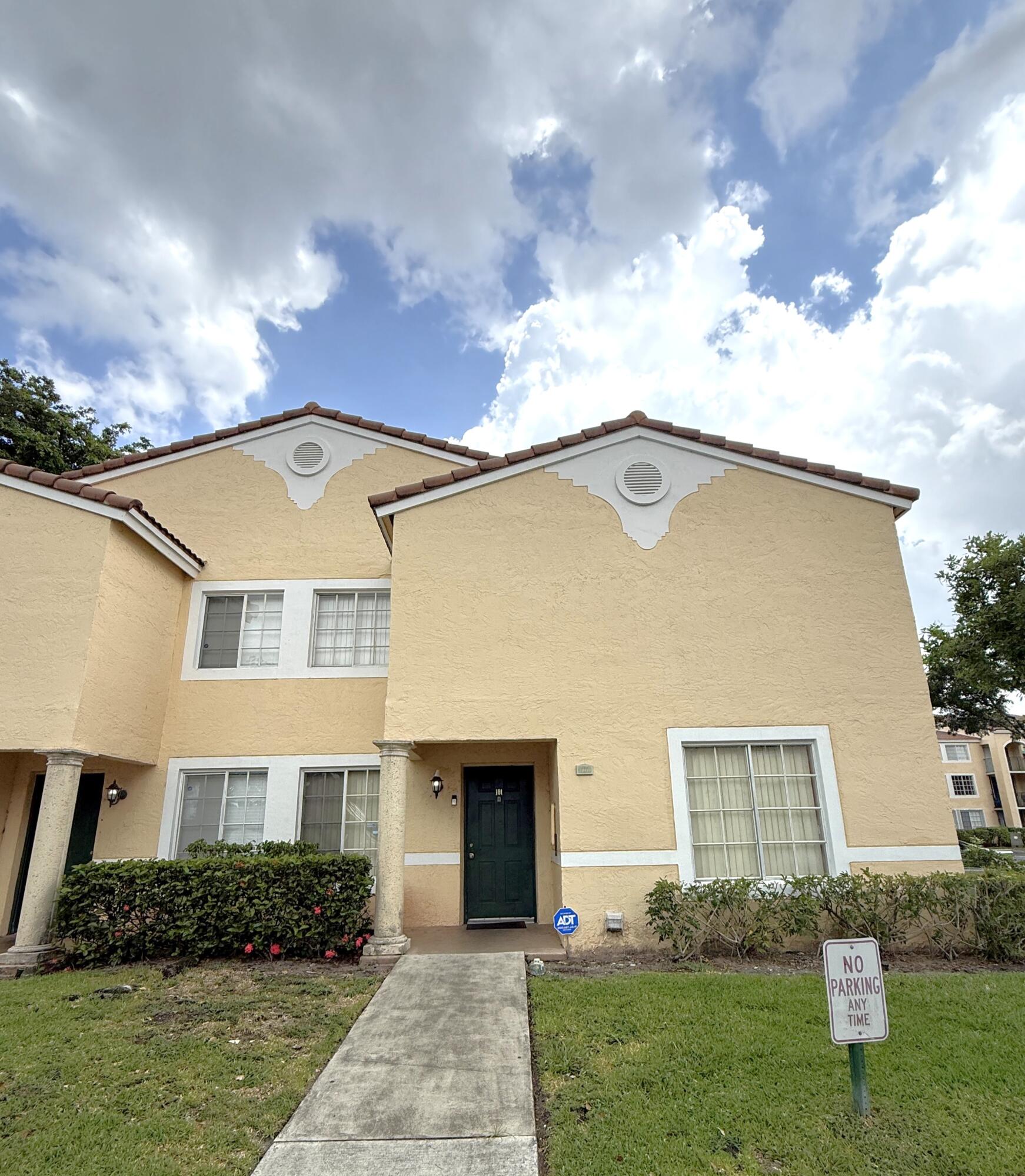 1739 Village Boulevard 101 — photo