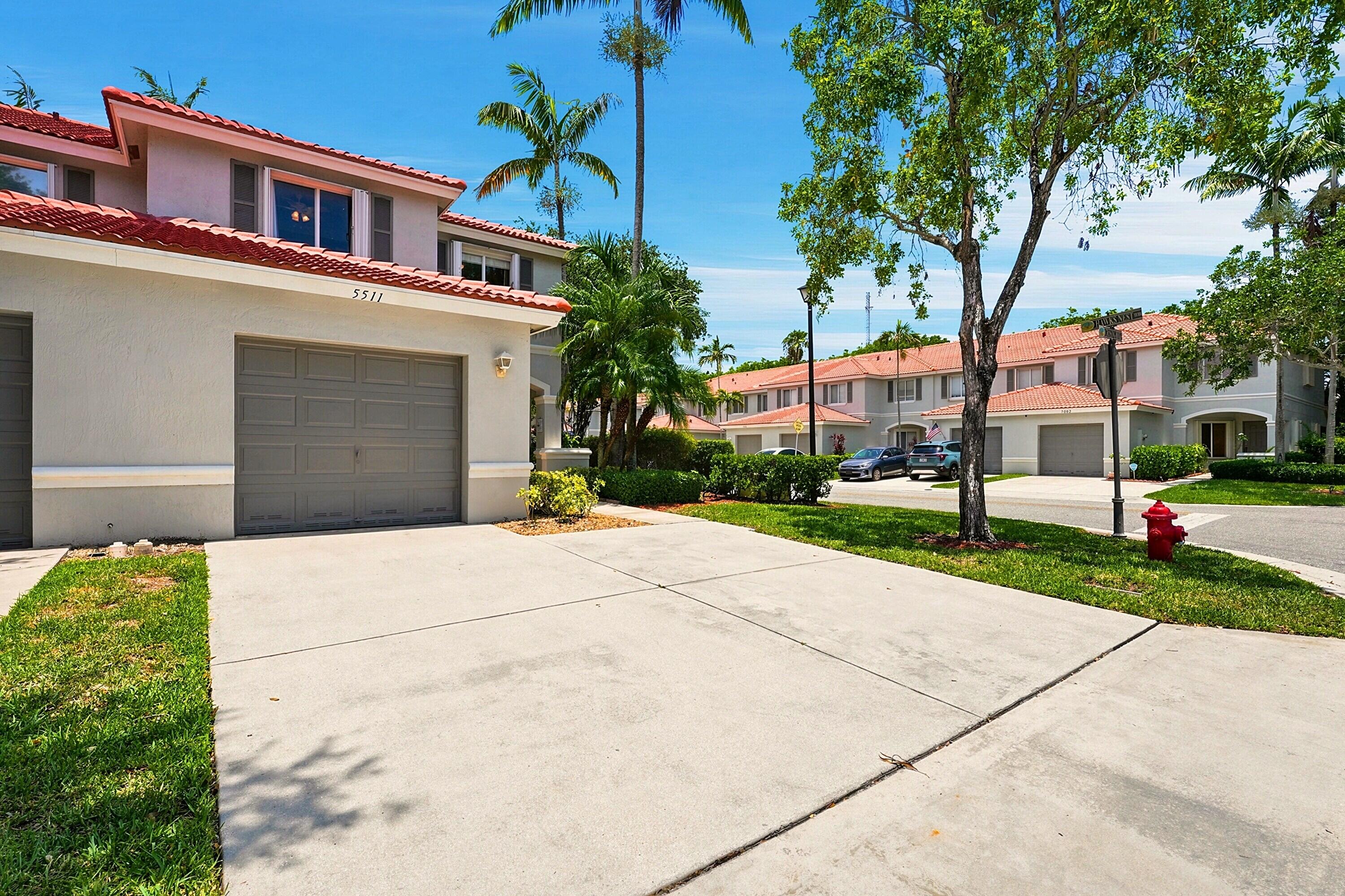 5511 Crossing Rocks Court, Riviera Beach, FL 33407 — photo 2