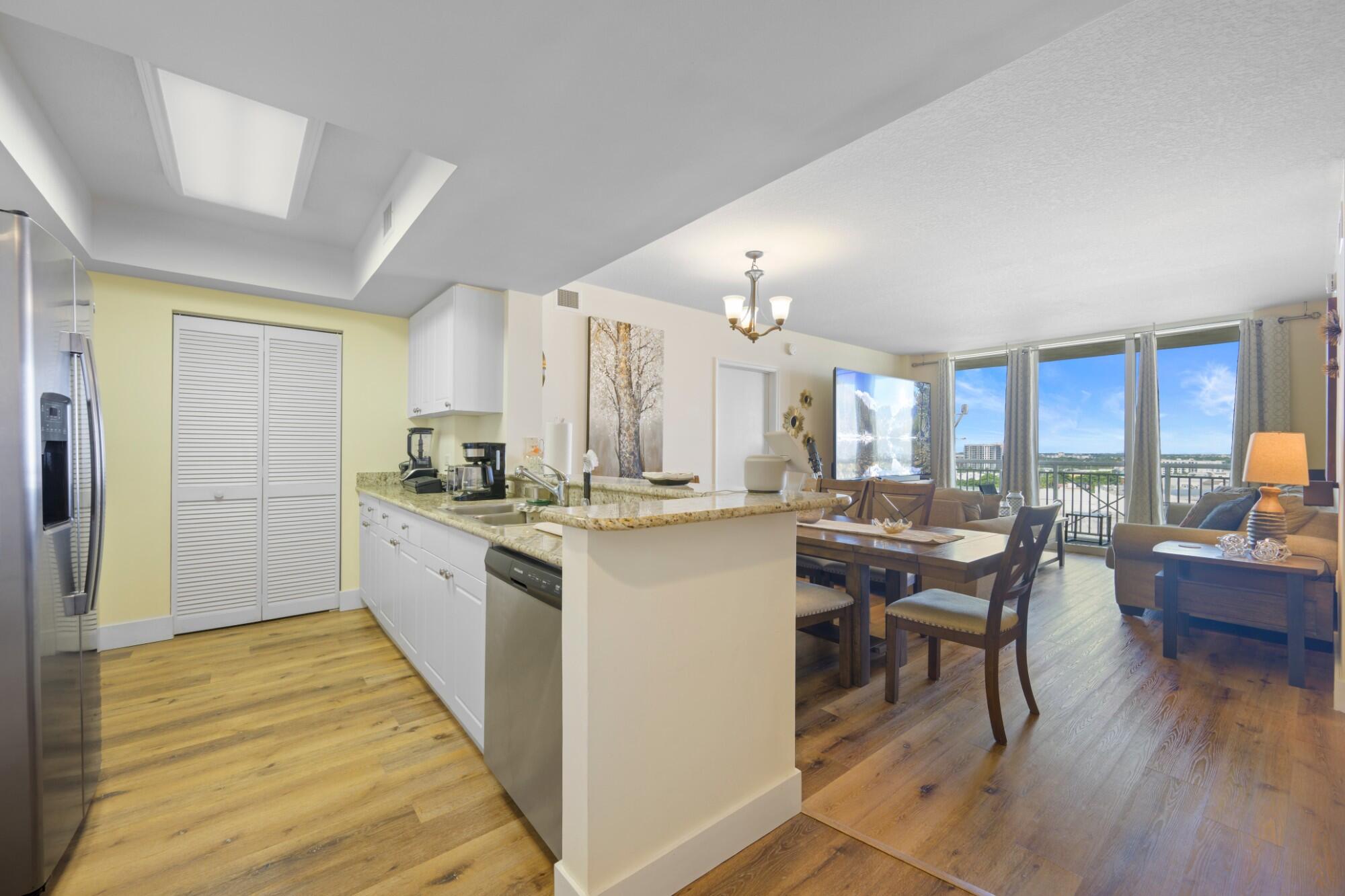 19501 W Country Club Drive 1412 — photo