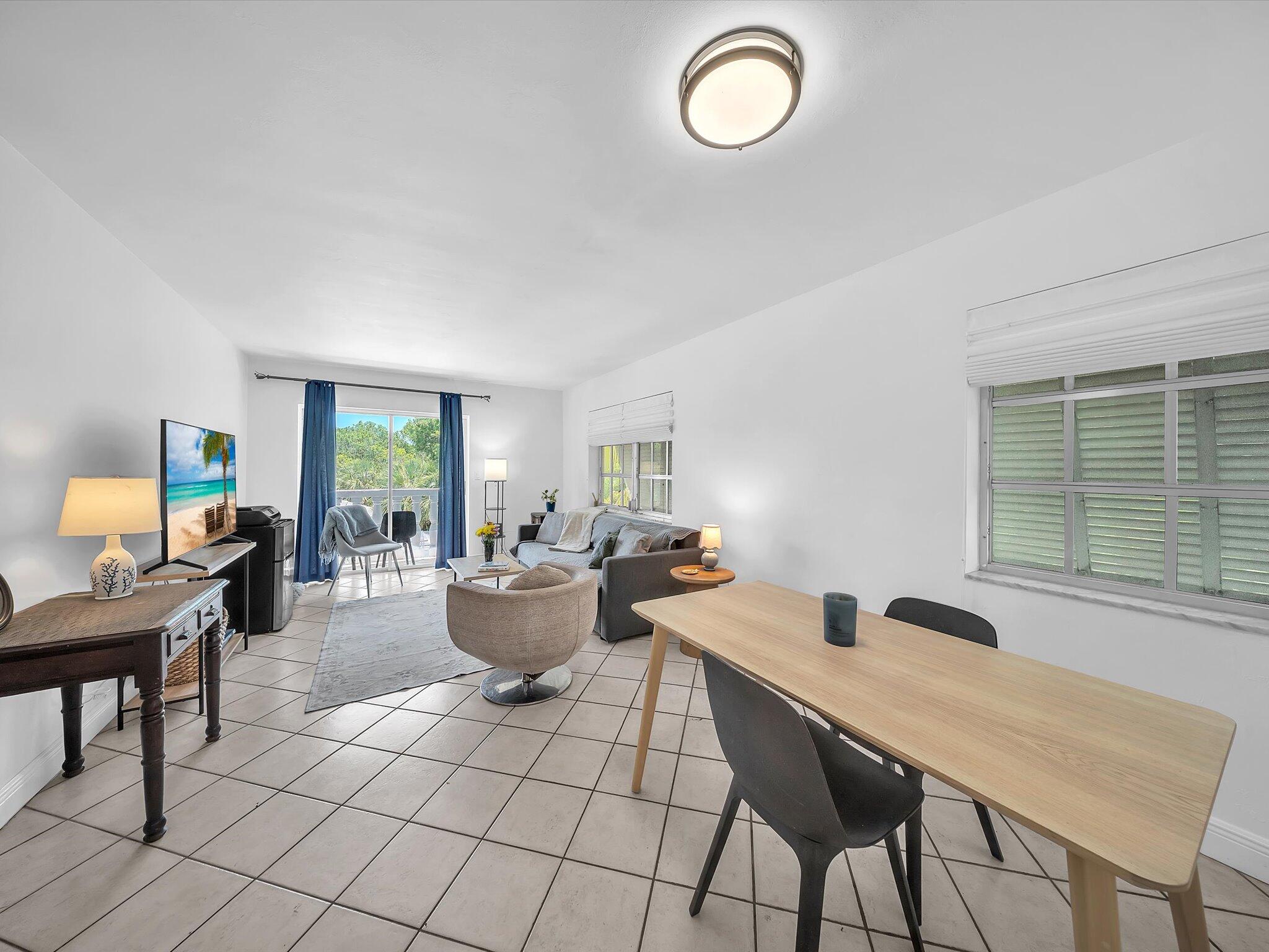 1150 Madruga Avenue C302 — photo