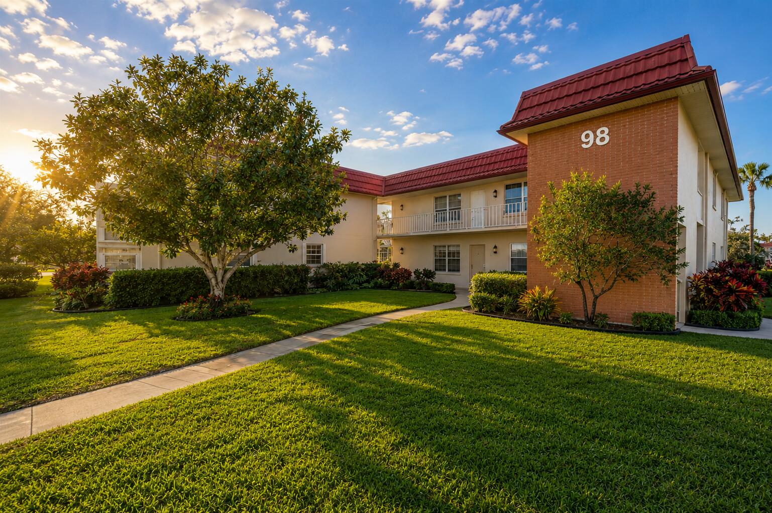 98 Spring Lake Drive 103 — photo