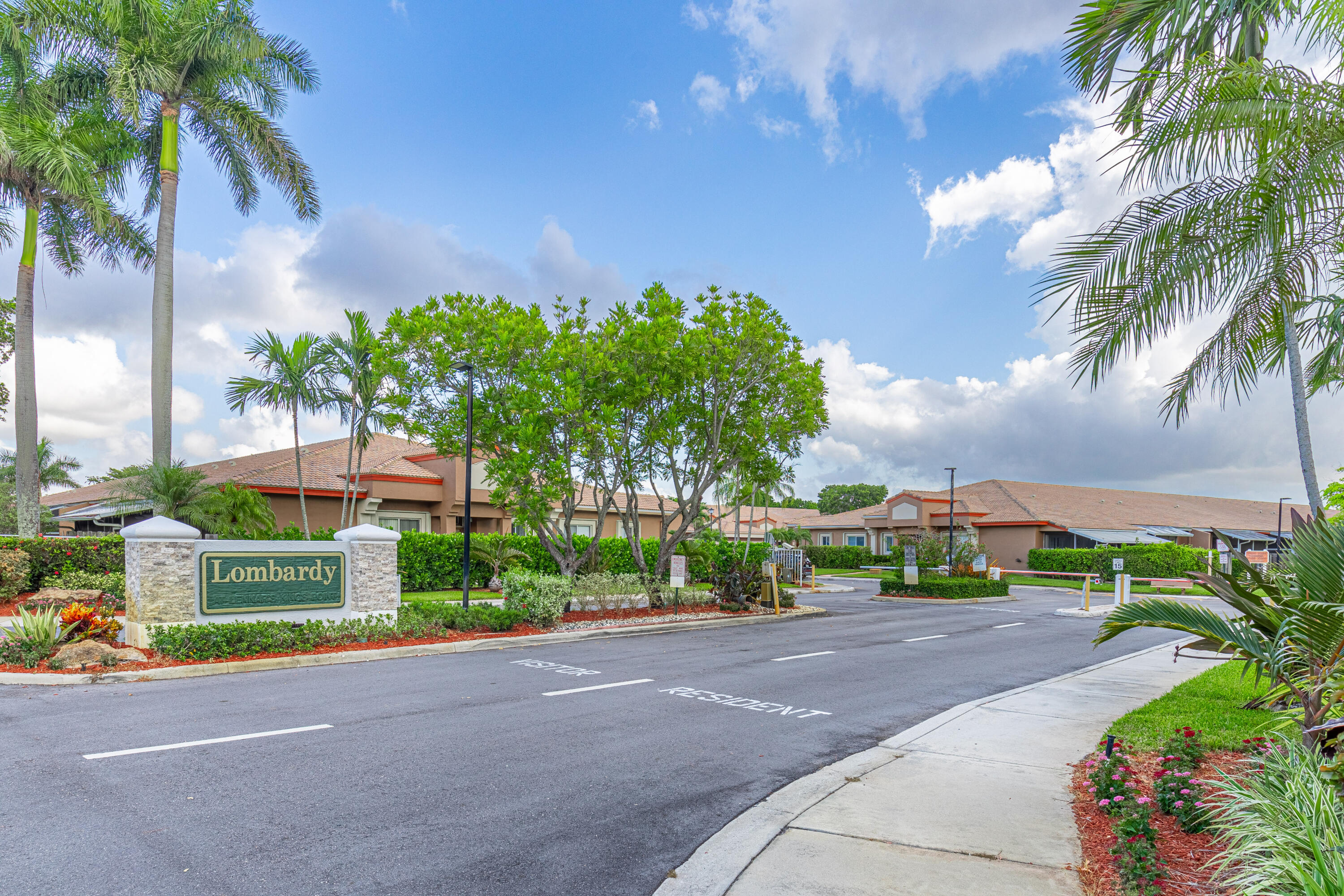 10216 Lombardy Drive — photo