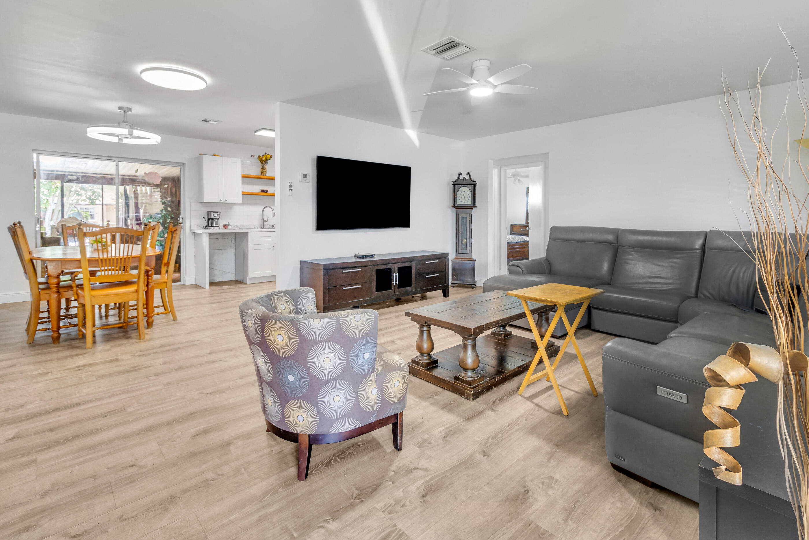 4469 Brandon Drive — photo