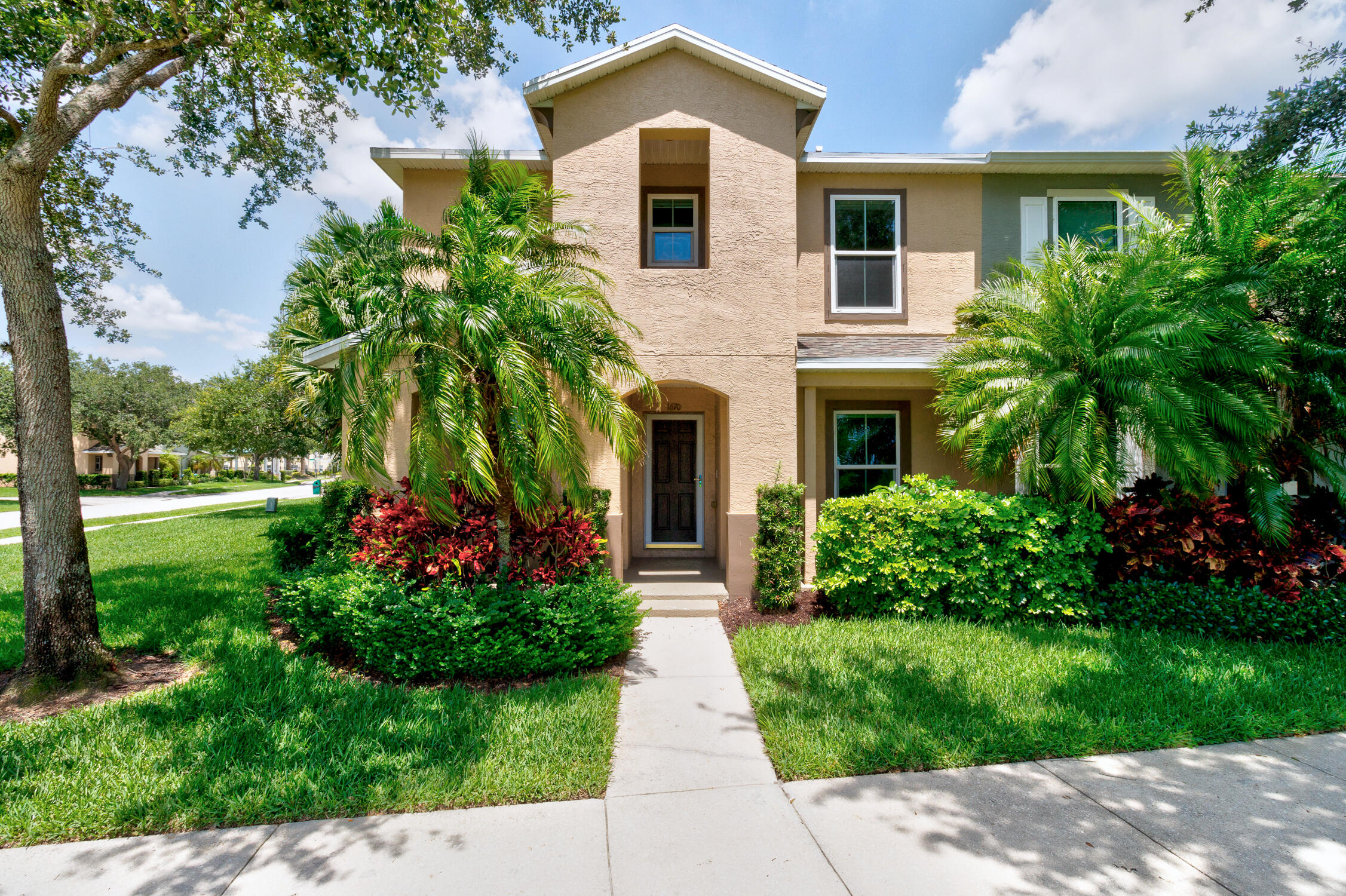 1670 Pointe West Way 1670 — photo