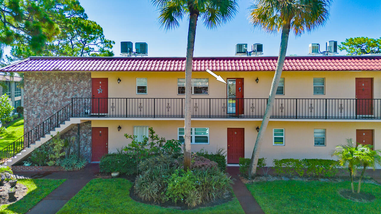 1975 SW Palm City Road G — photo