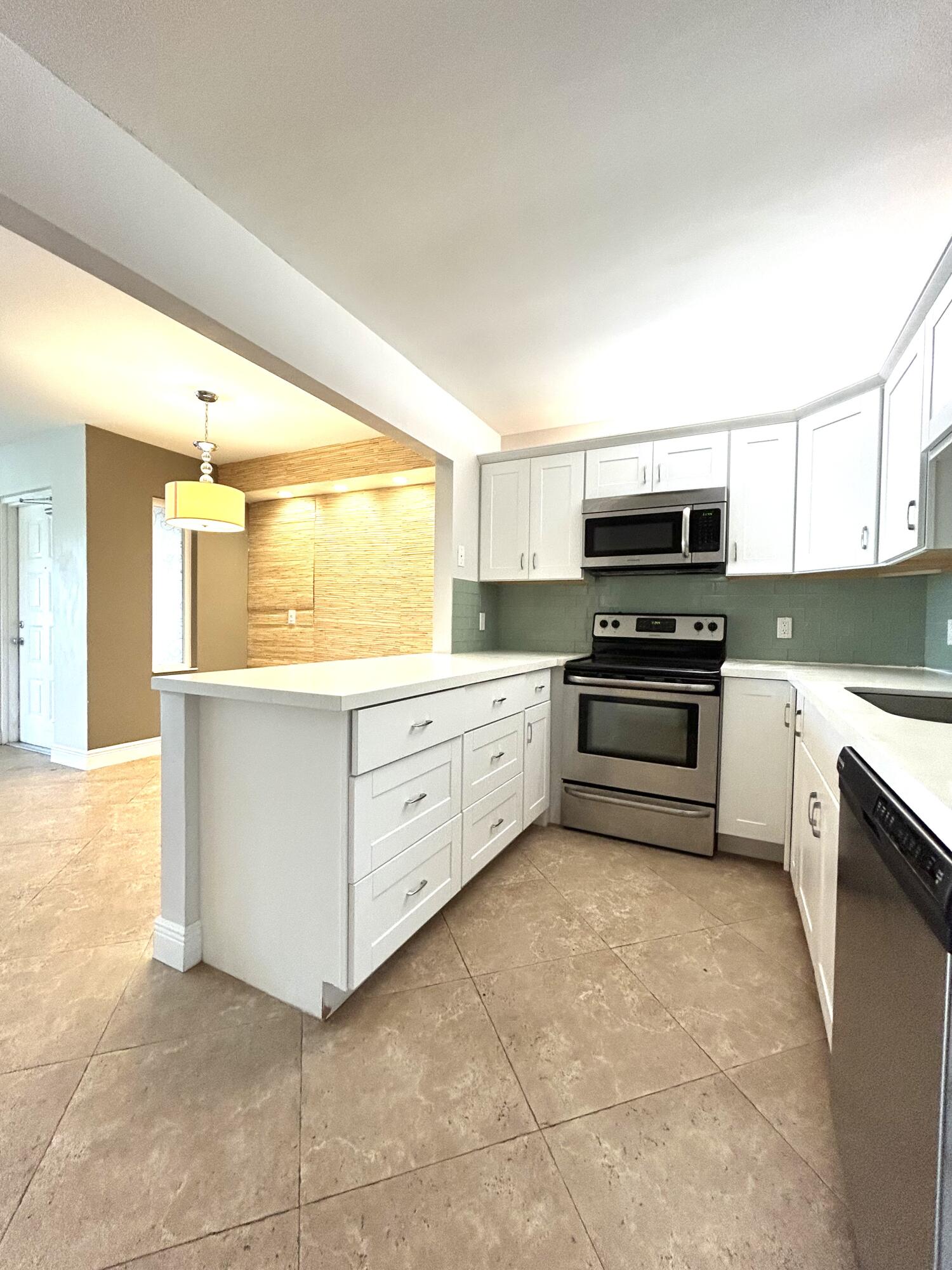 13830 Oneida Drive G1 — photo