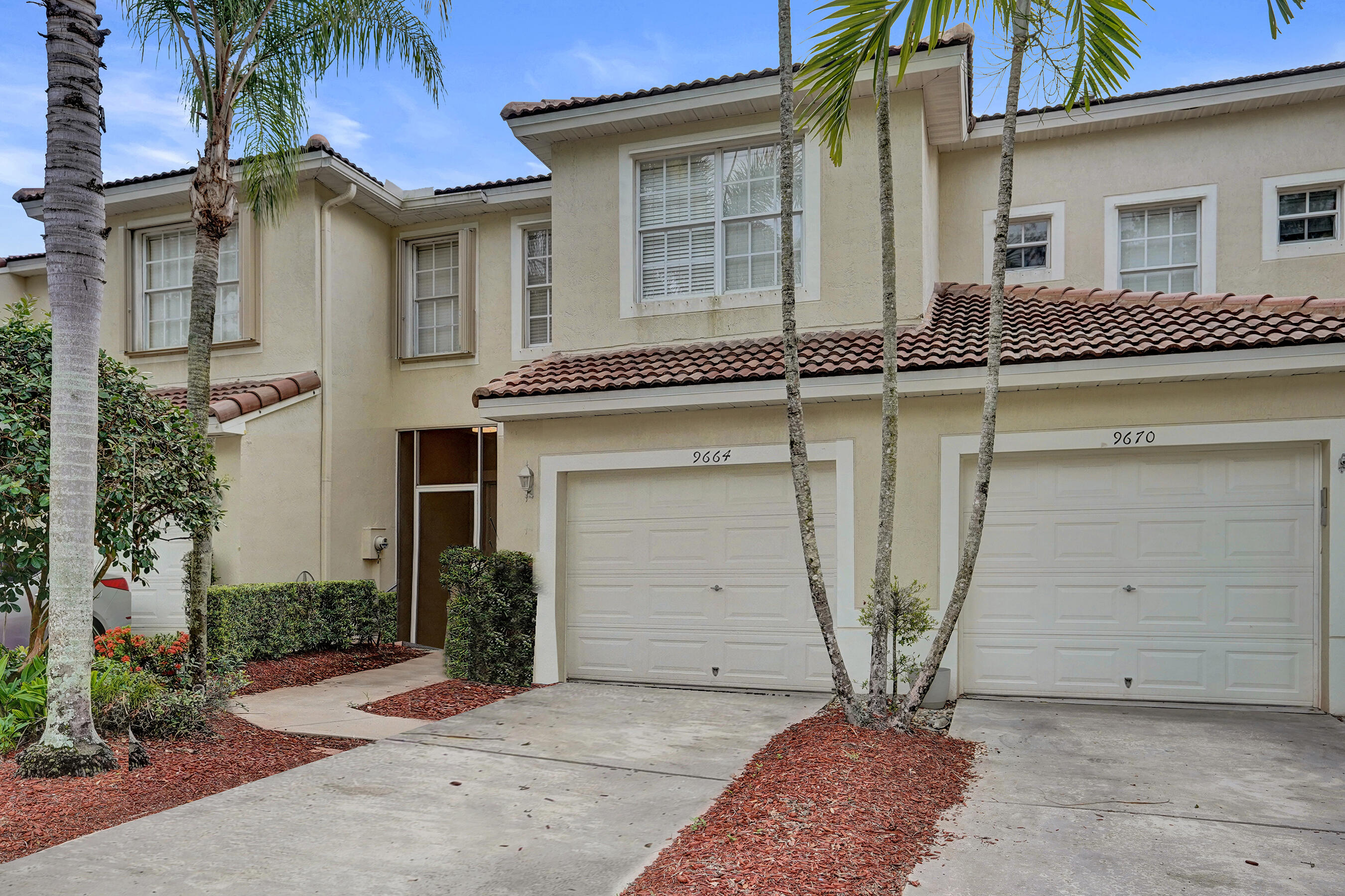 9664 Porta Leona Lane — photo