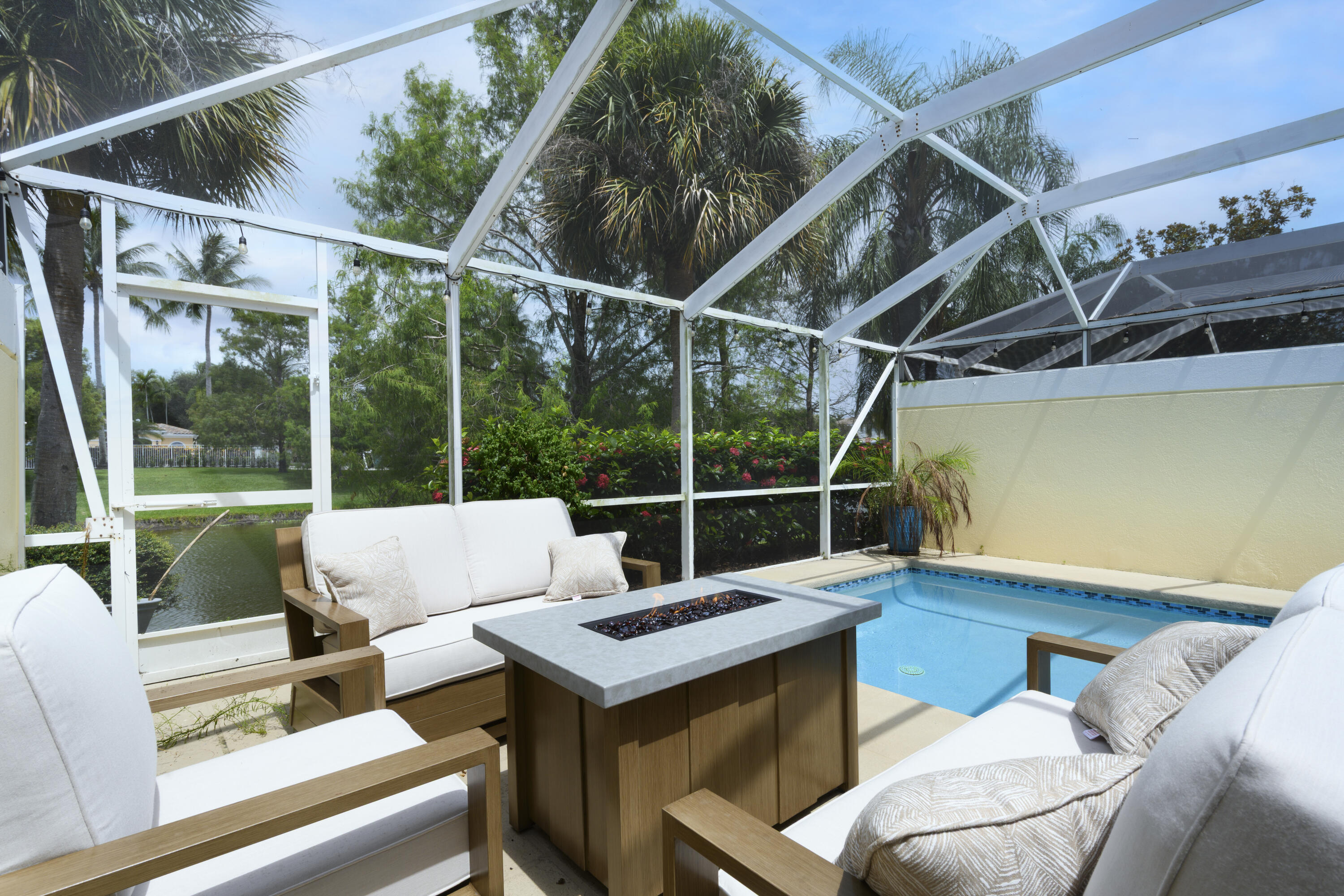 435 Capistrano Drive — photo