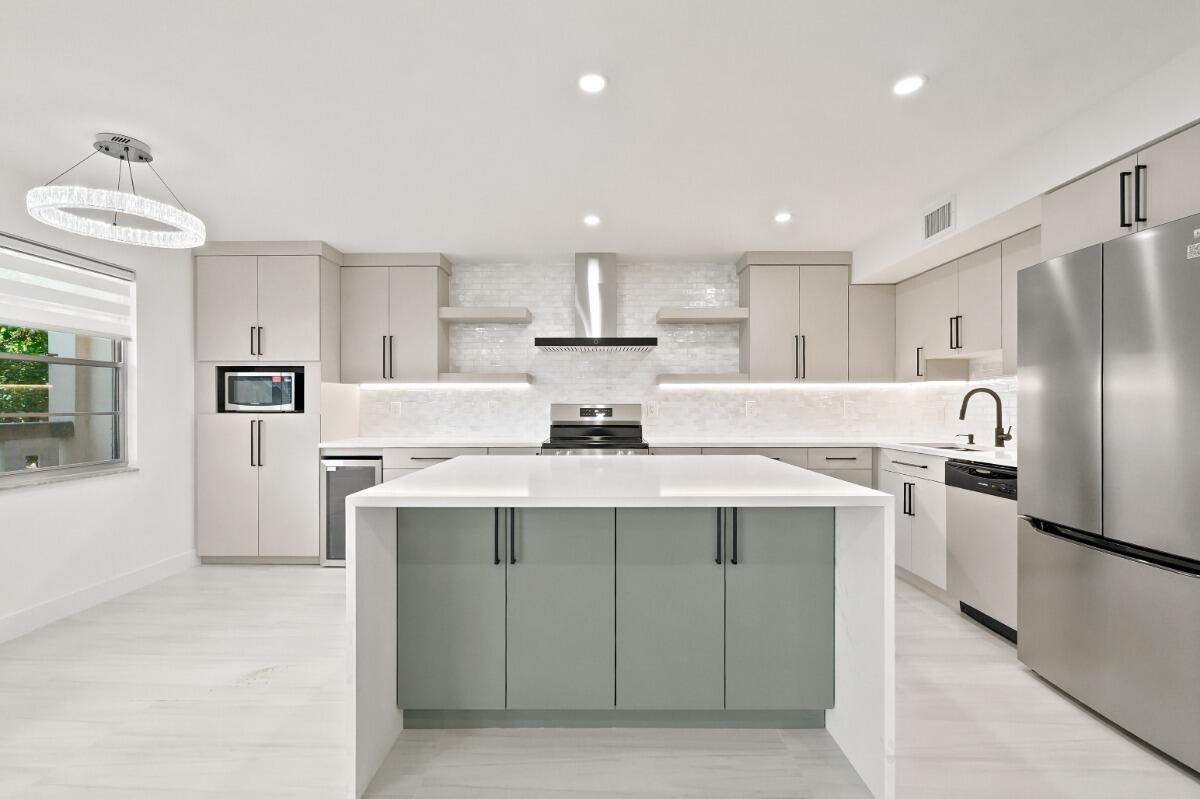 1805 Eleuthera Point B2 — photo
