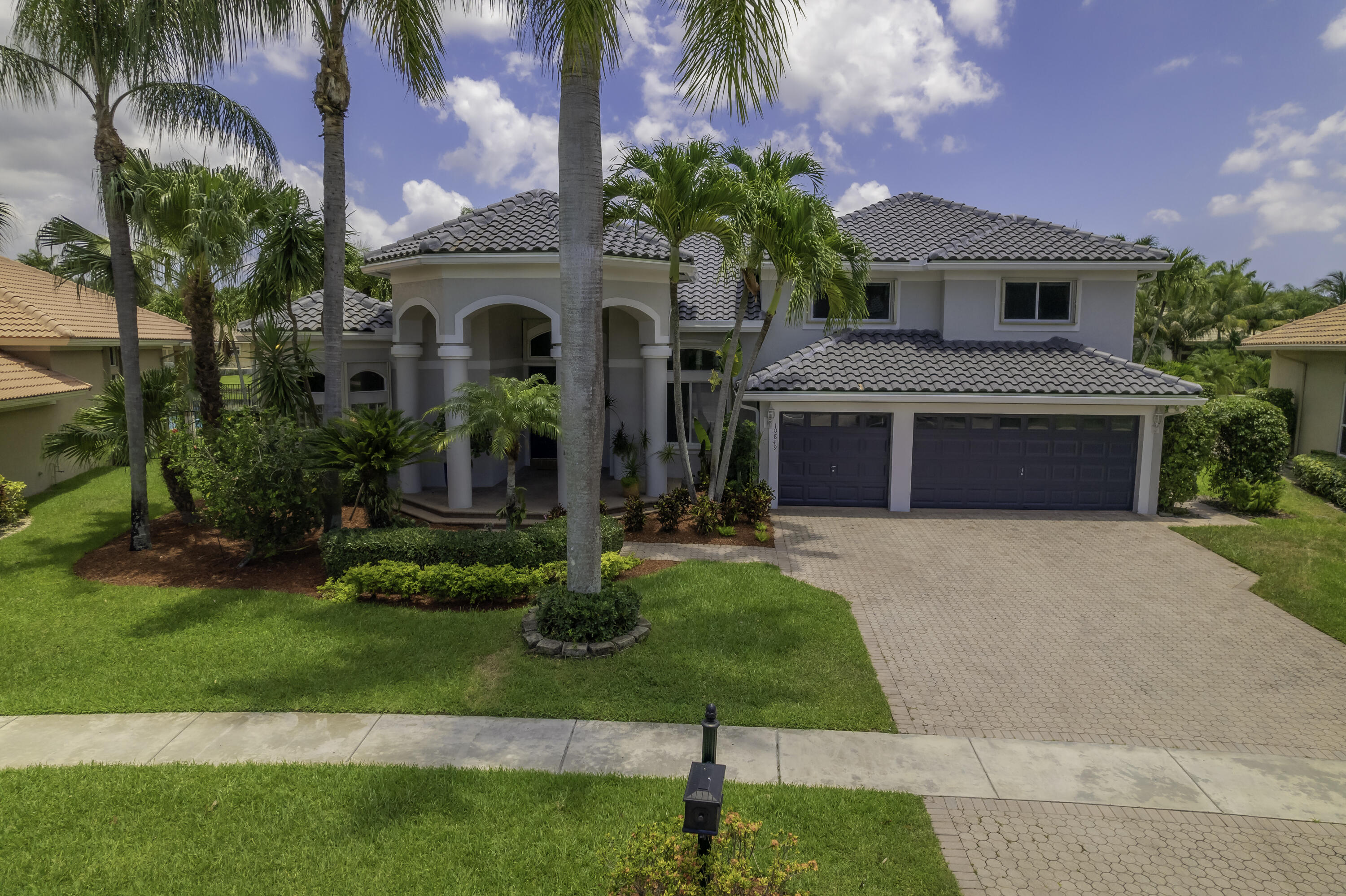 10849 Bal Harbor Drive — photo