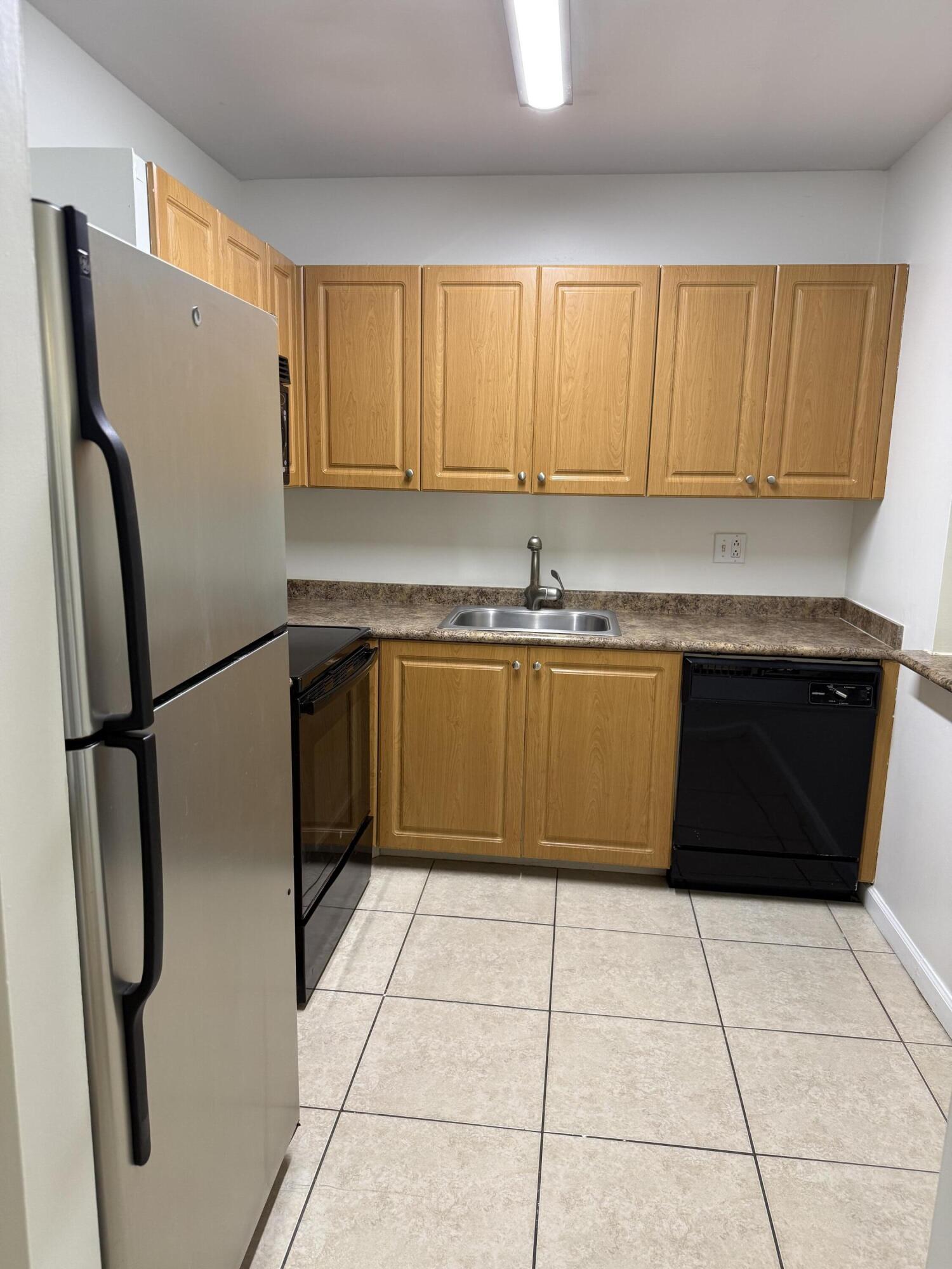 255 S Cypress Road 339 — photo