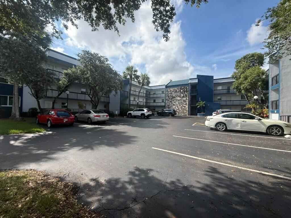 3210 Holiday Springs Boulevard 2-103 — photo